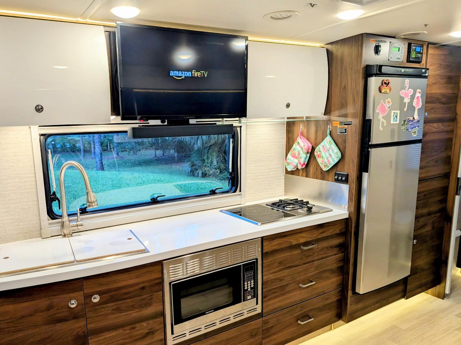 2025 WINNEBAGO VIEW 24D