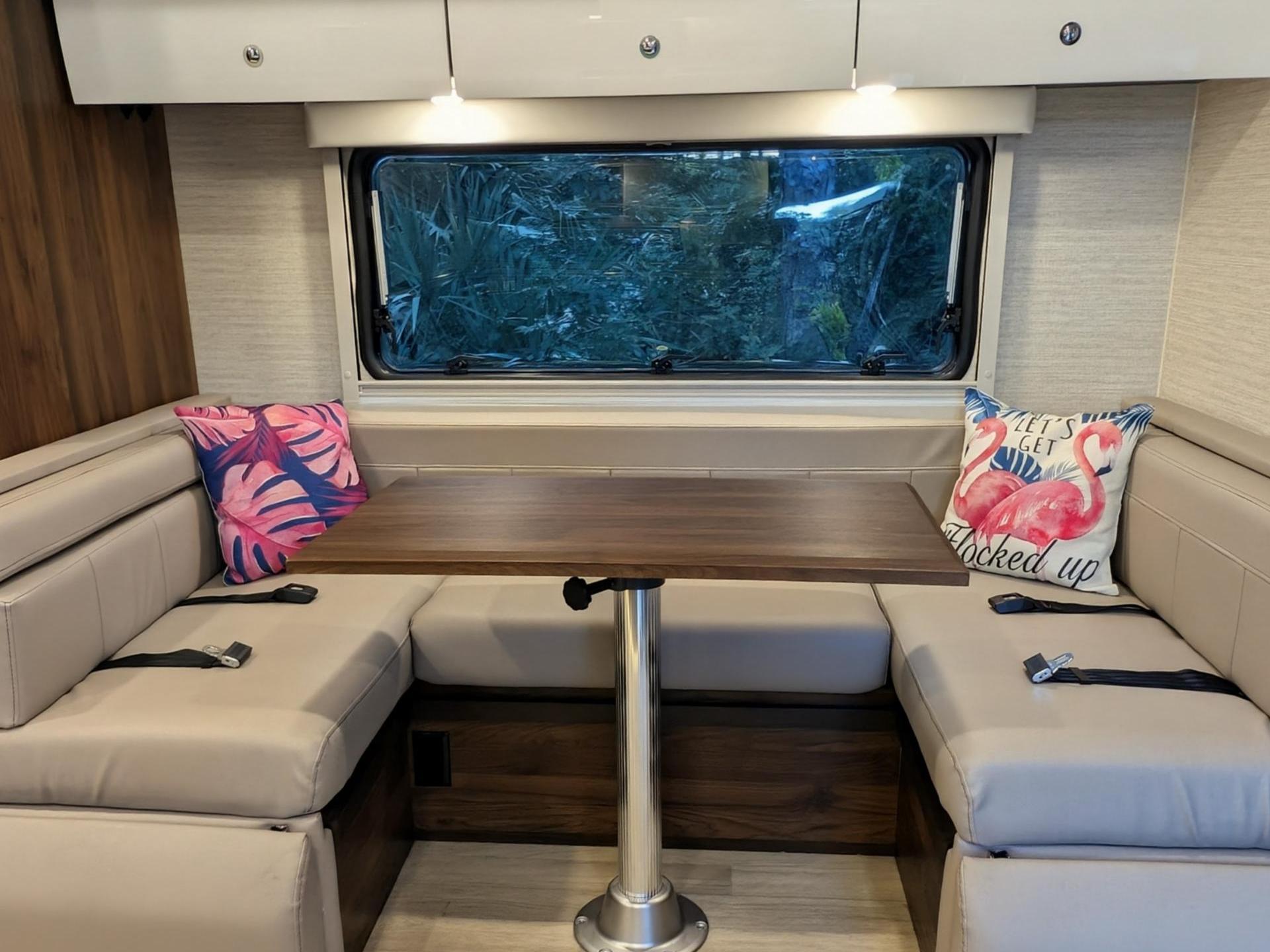2025 WINNEBAGO VIEW 24D