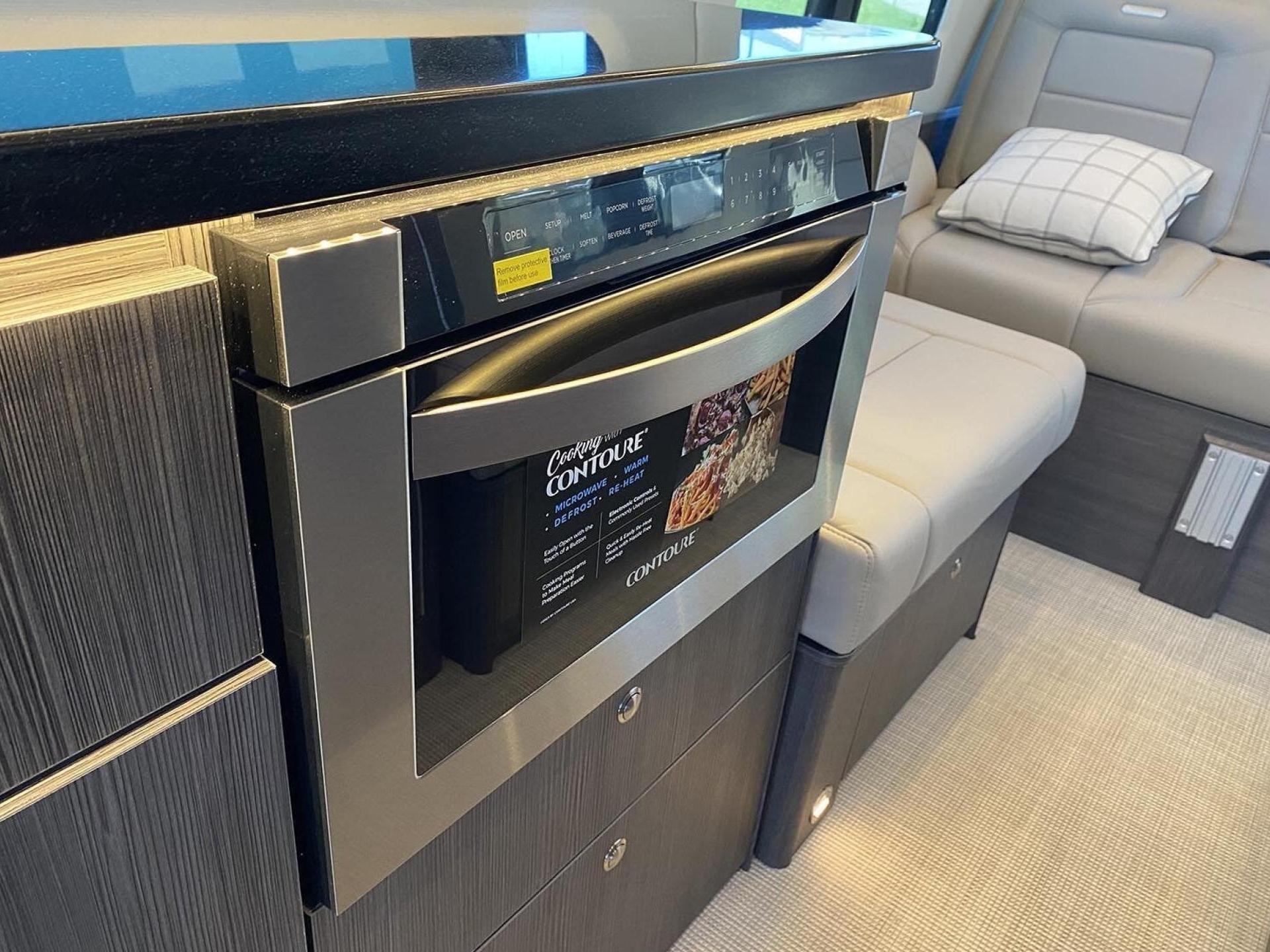 2025 AIRSTREAM INTERSTATE
