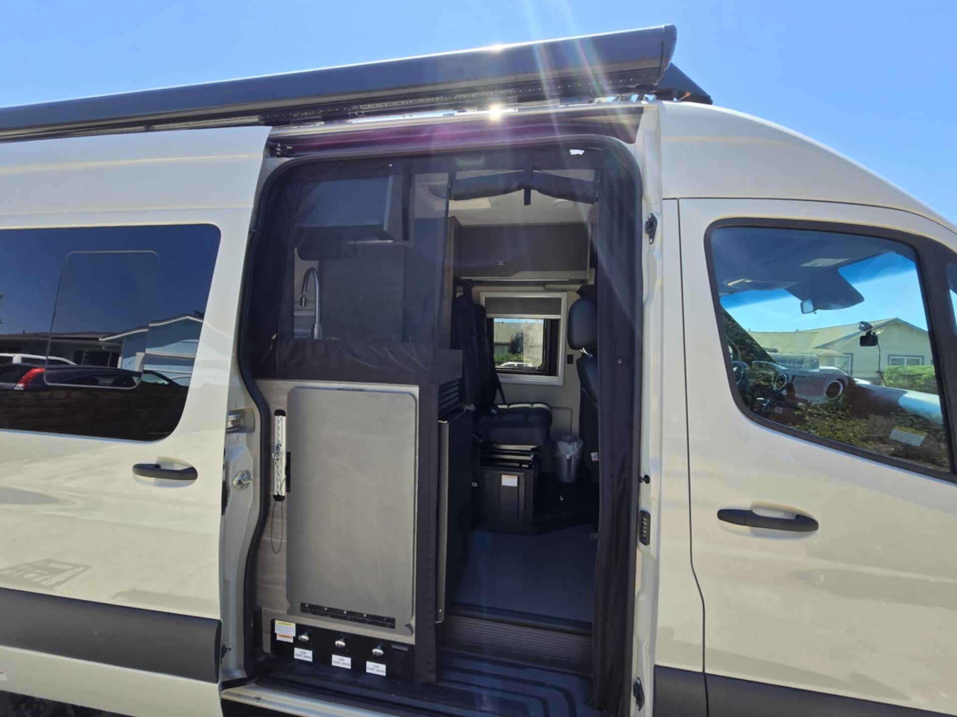 2025 ENTEGRA COACH LAUNCH 19YG AWD