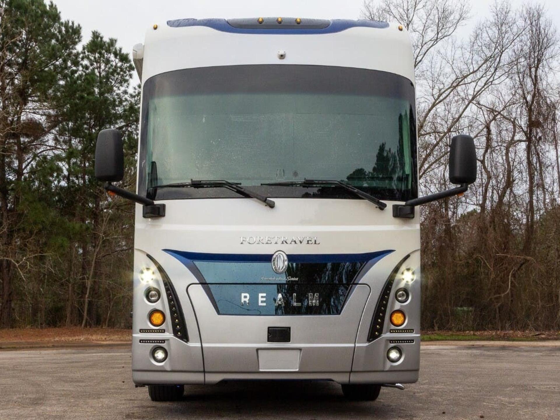 2025 FORETRAVEL REALM