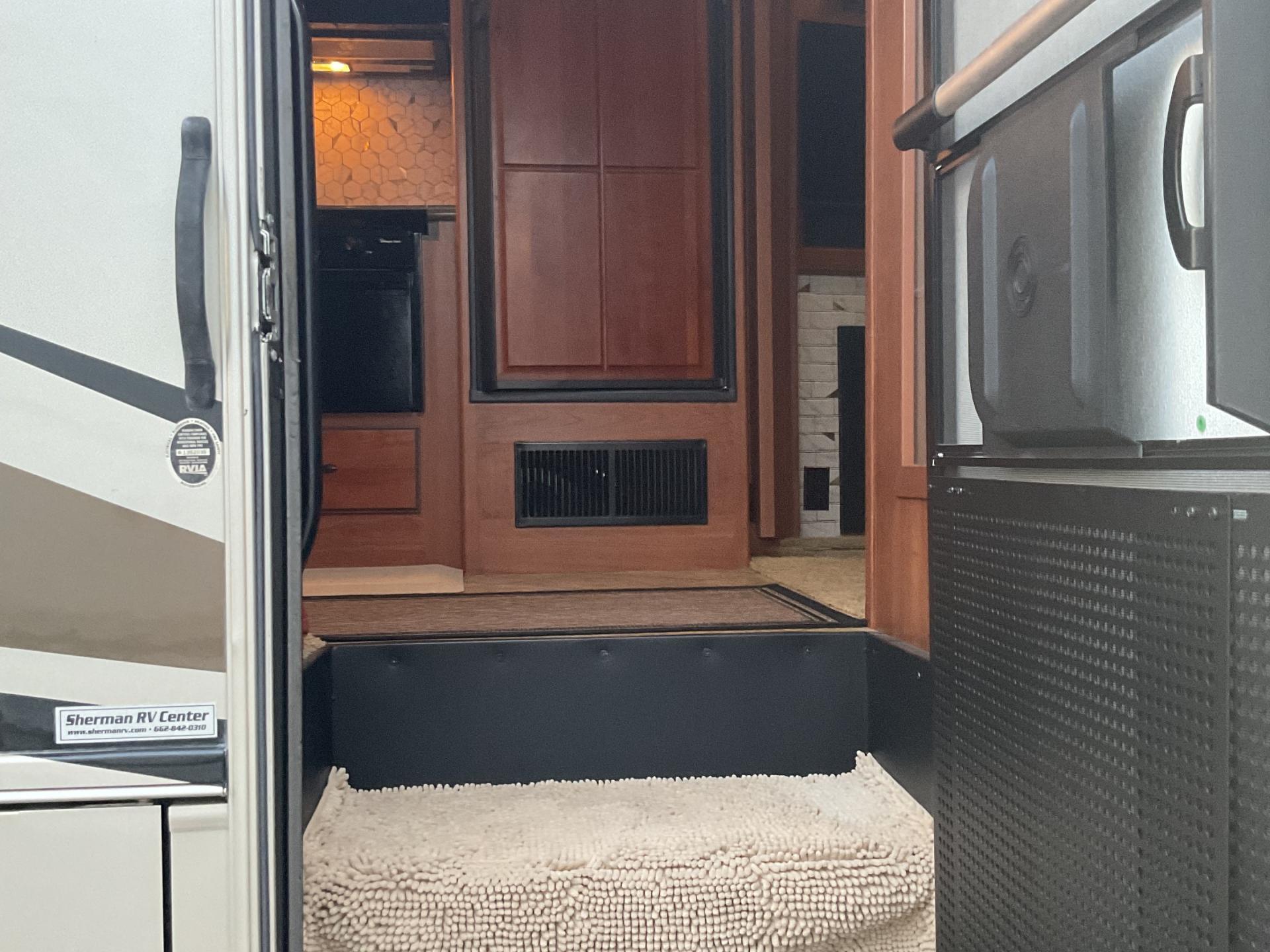2011 COACHMEN ENCOUNTER 37TZ