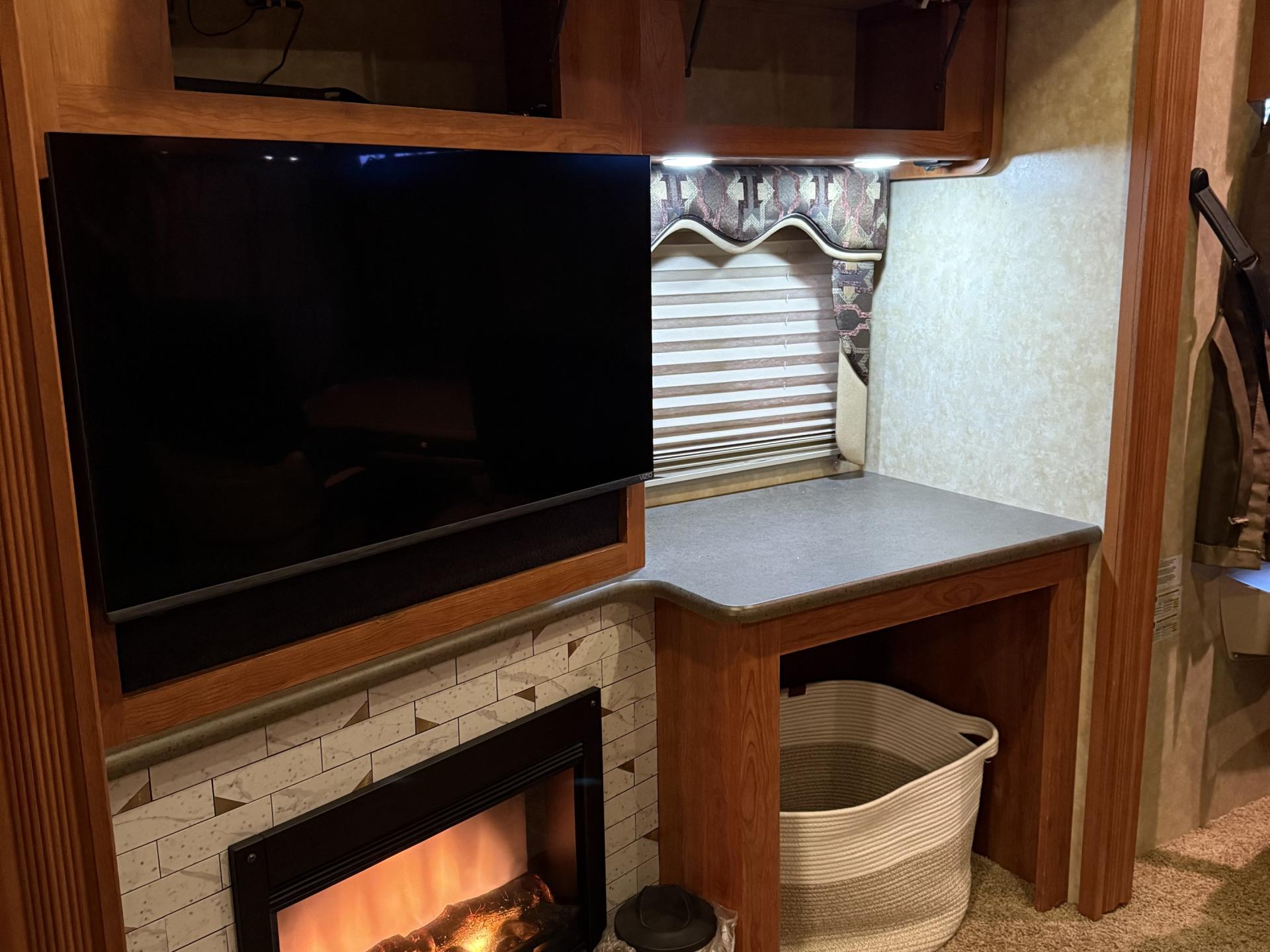 2011 COACHMEN ENCOUNTER 37TZ