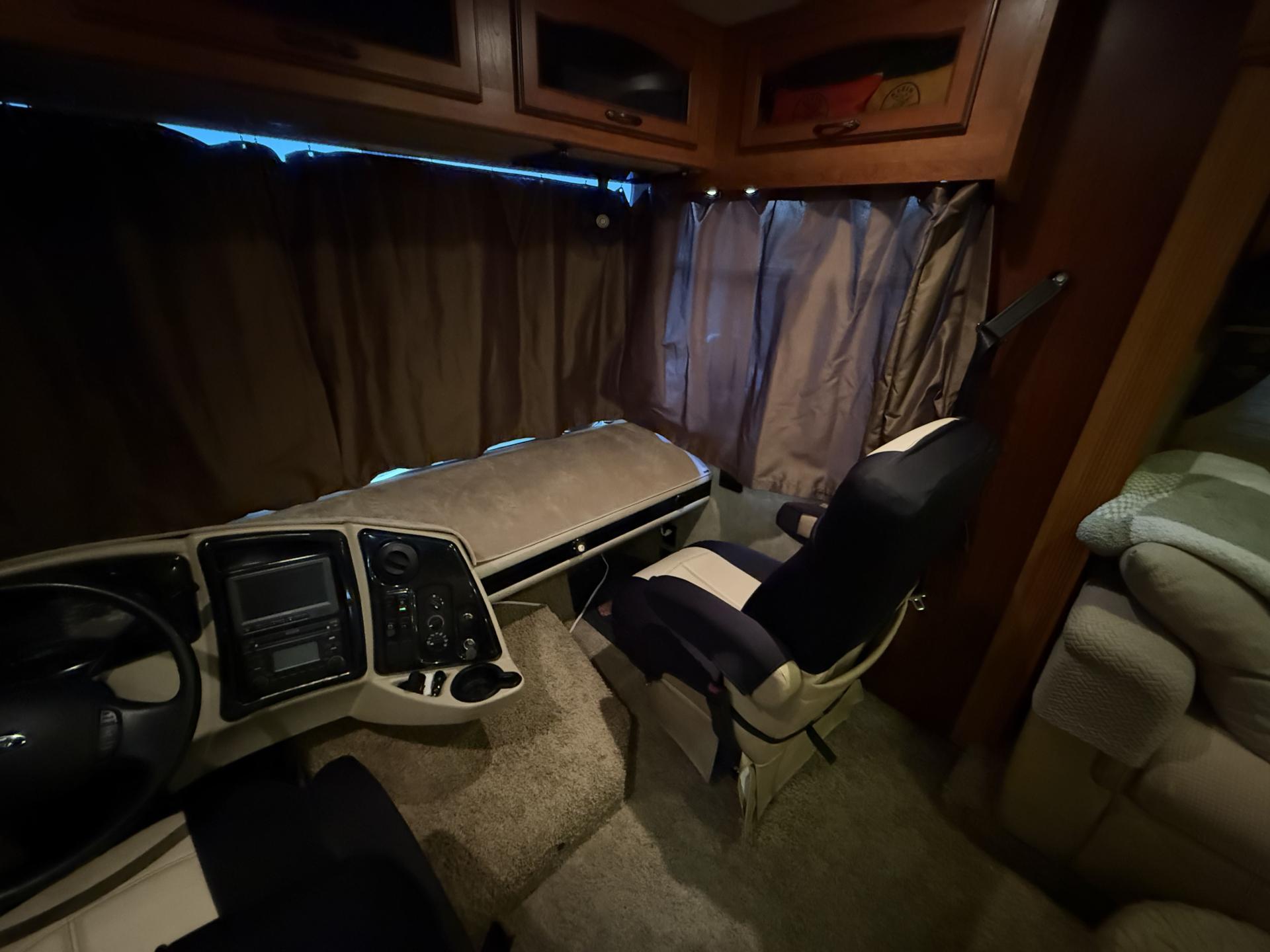 2011 COACHMEN ENCOUNTER 37TZ