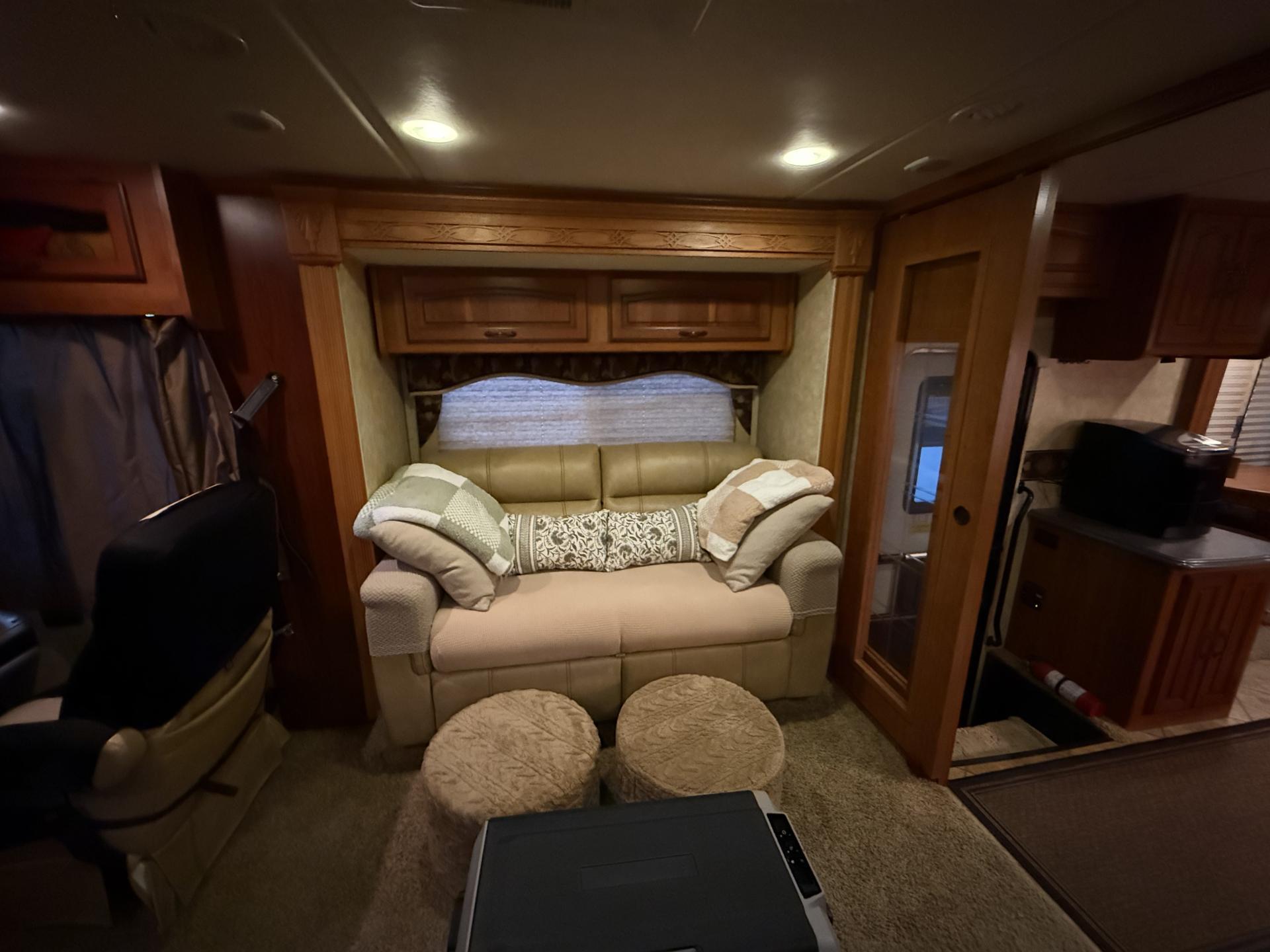 2011 COACHMEN ENCOUNTER 37TZ
