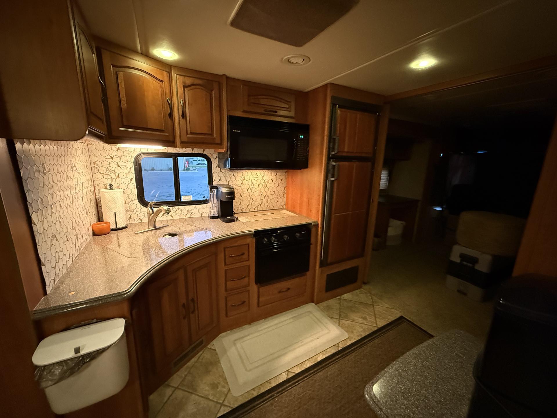 2011 COACHMEN ENCOUNTER 37TZ