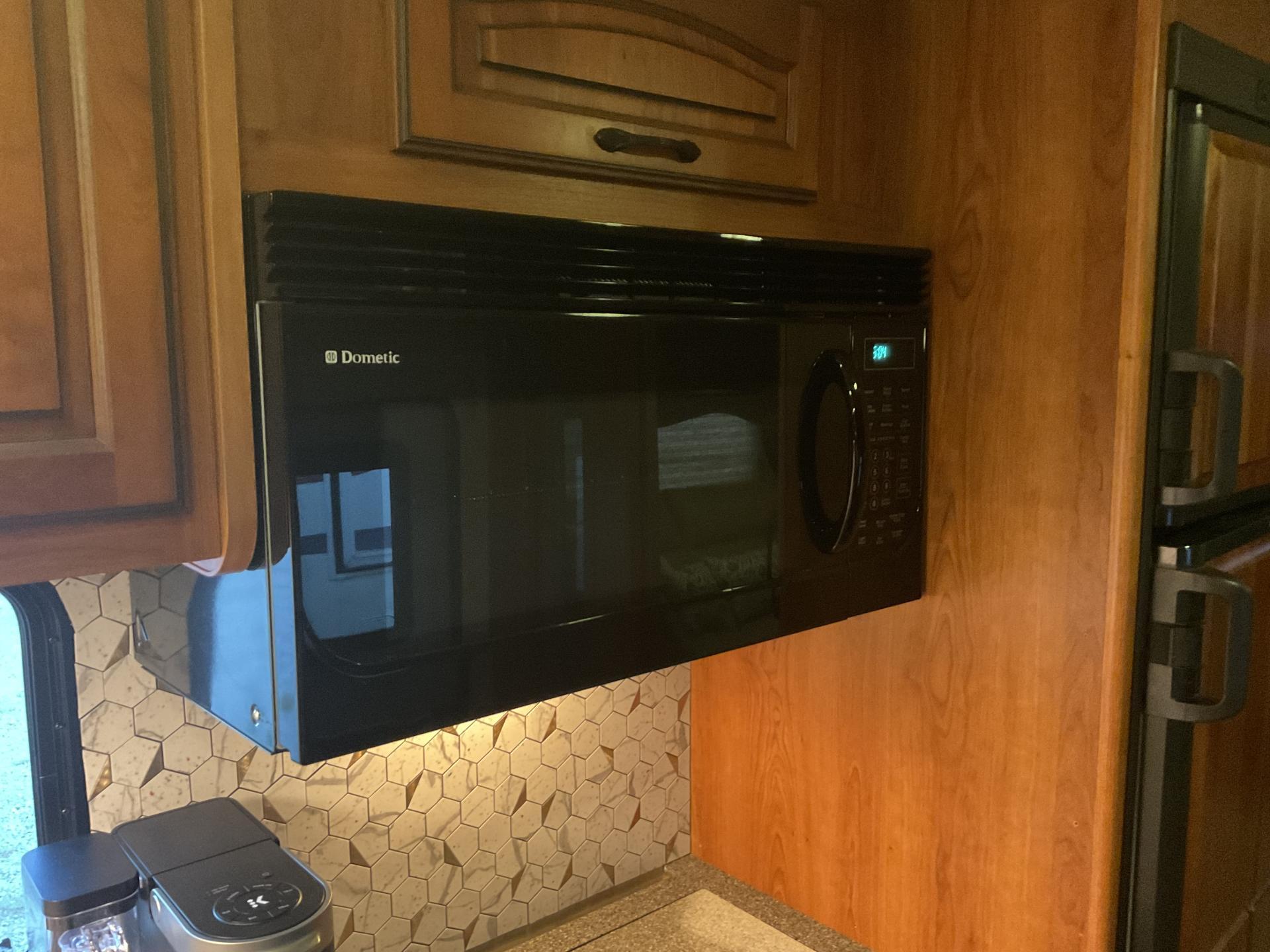 2011 COACHMEN ENCOUNTER 37TZ