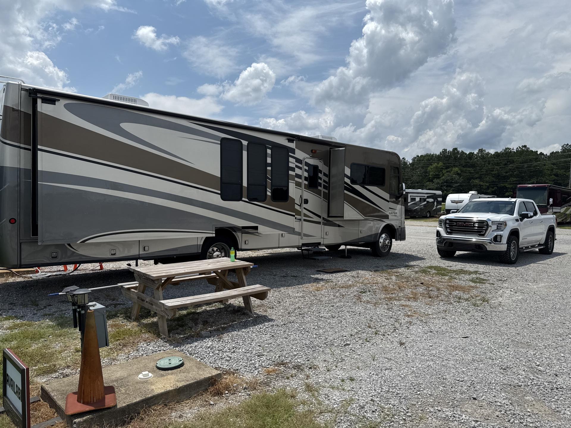 2011 COACHMEN ENCOUNTER 37TZ
