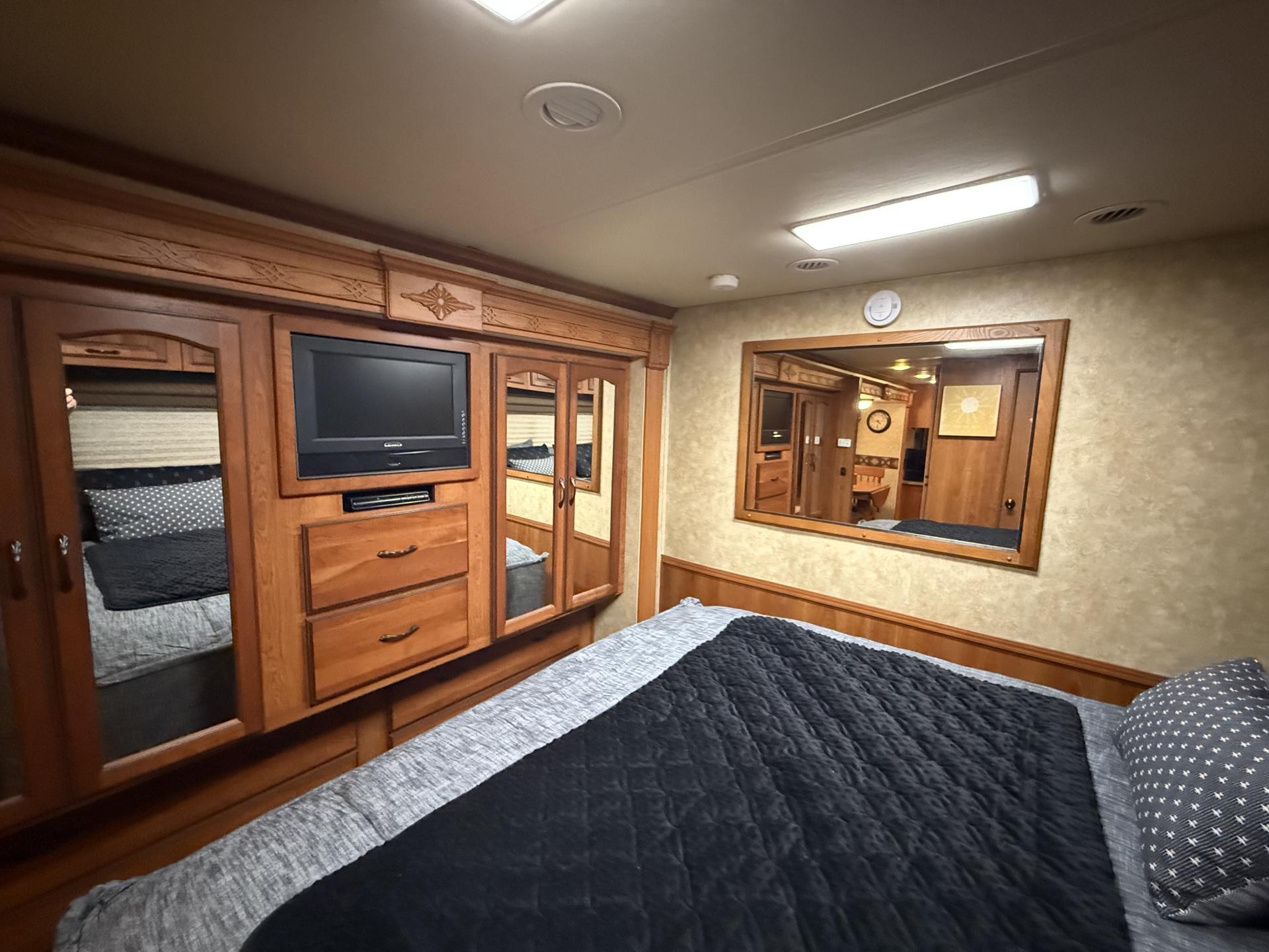 2011 COACHMEN ENCOUNTER 37TZ