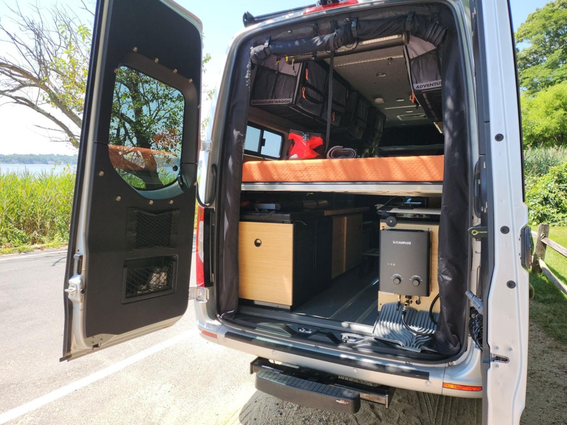 2023 WINNEBAGO ADVENTURE WAGON 70SE