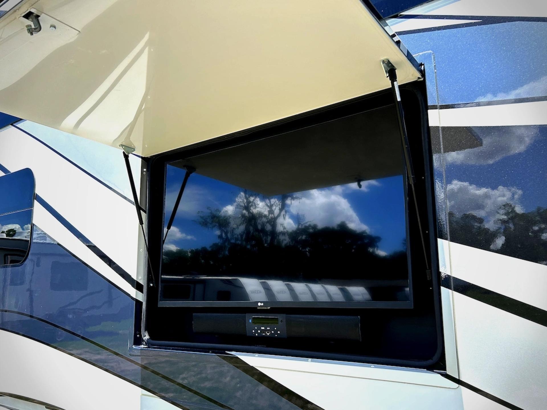2022 FOREST RIVER BERKSHIRE XLT 45CA
