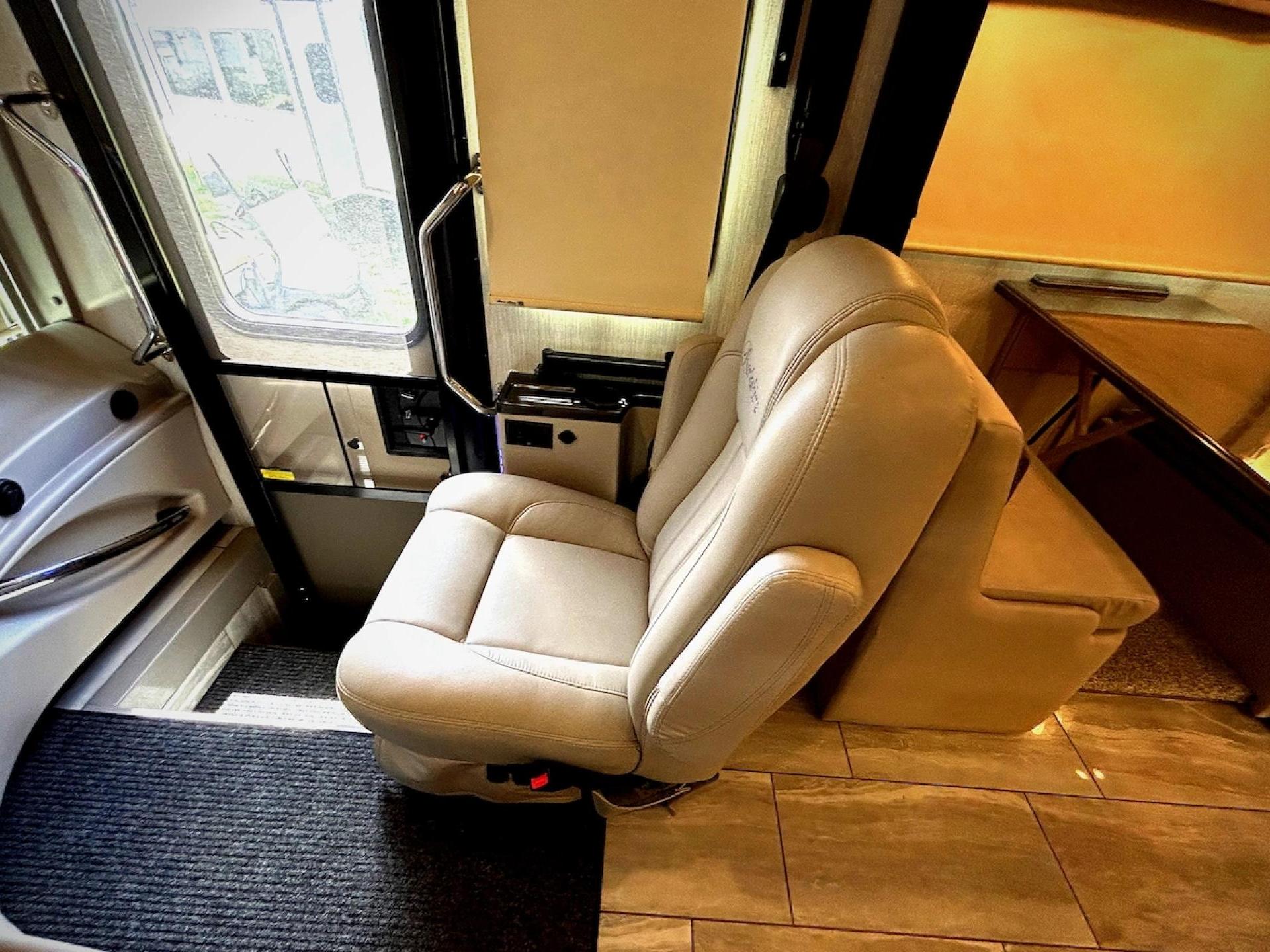 2022 FOREST RIVER BERKSHIRE XLT 45CA