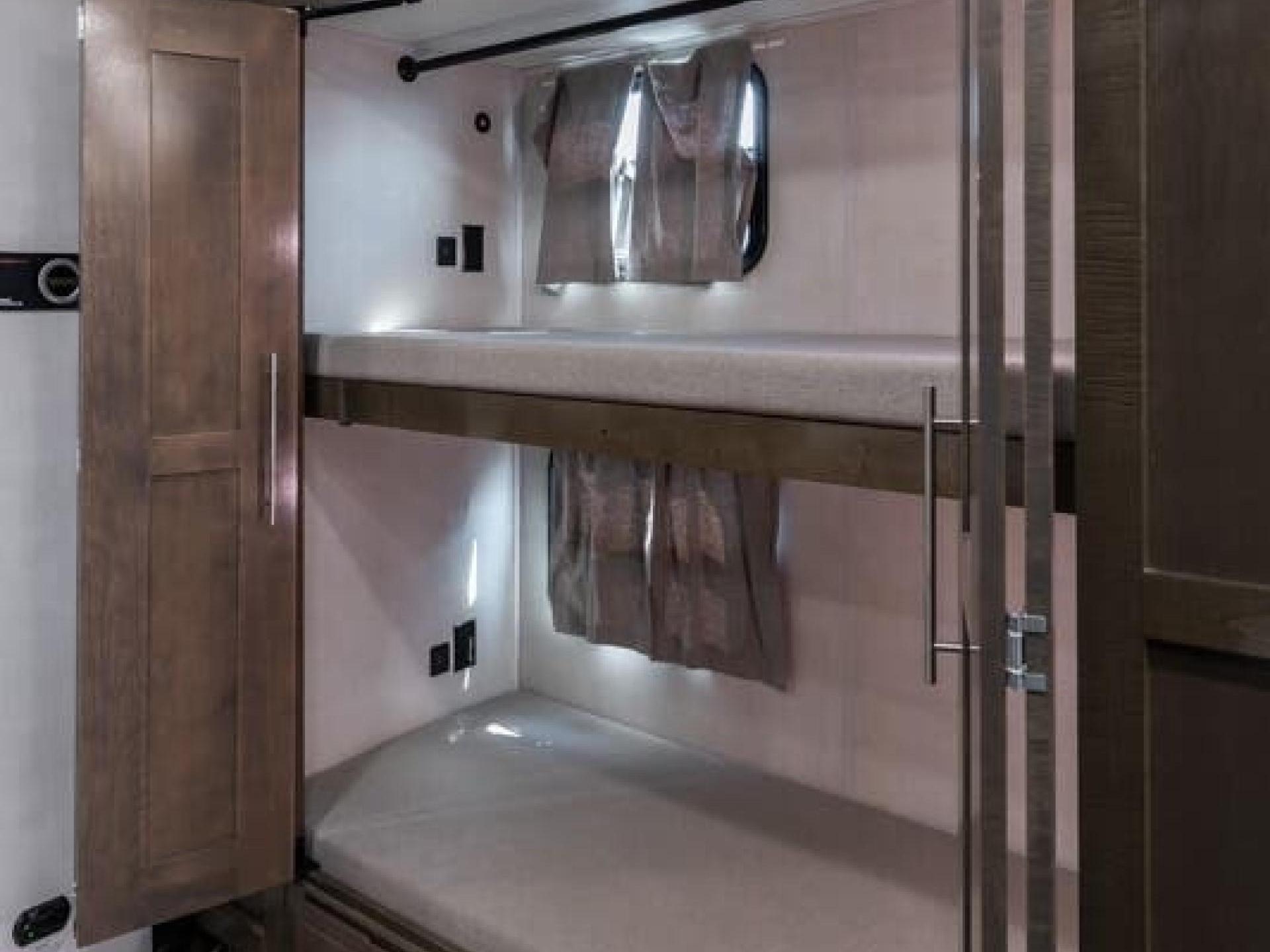 2022 FOREST RIVER GEORGETOWN 7 SERIES 36K