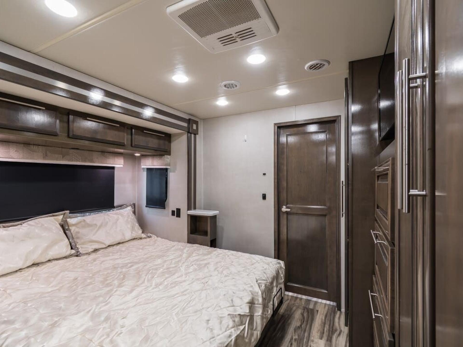 2022 FOREST RIVER GEORGETOWN 7 SERIES 36K