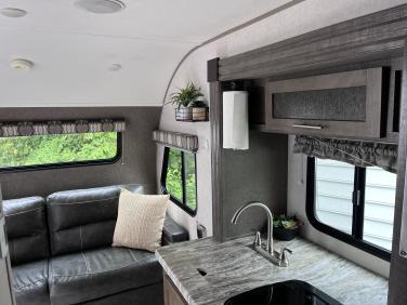 2018 FOREST RIVER R-POD 189