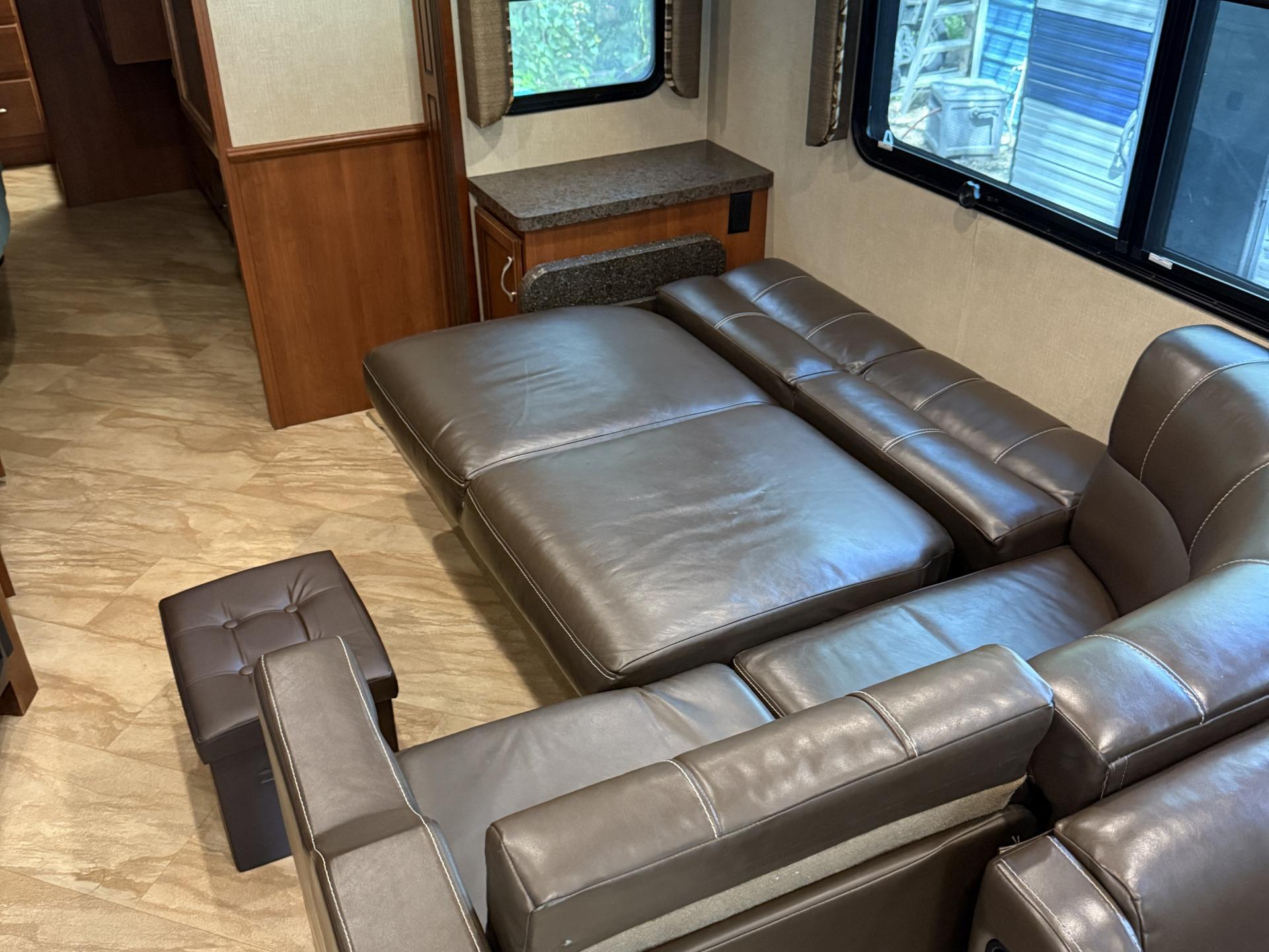 2016 FLEETWOOD BOUNDER 35K