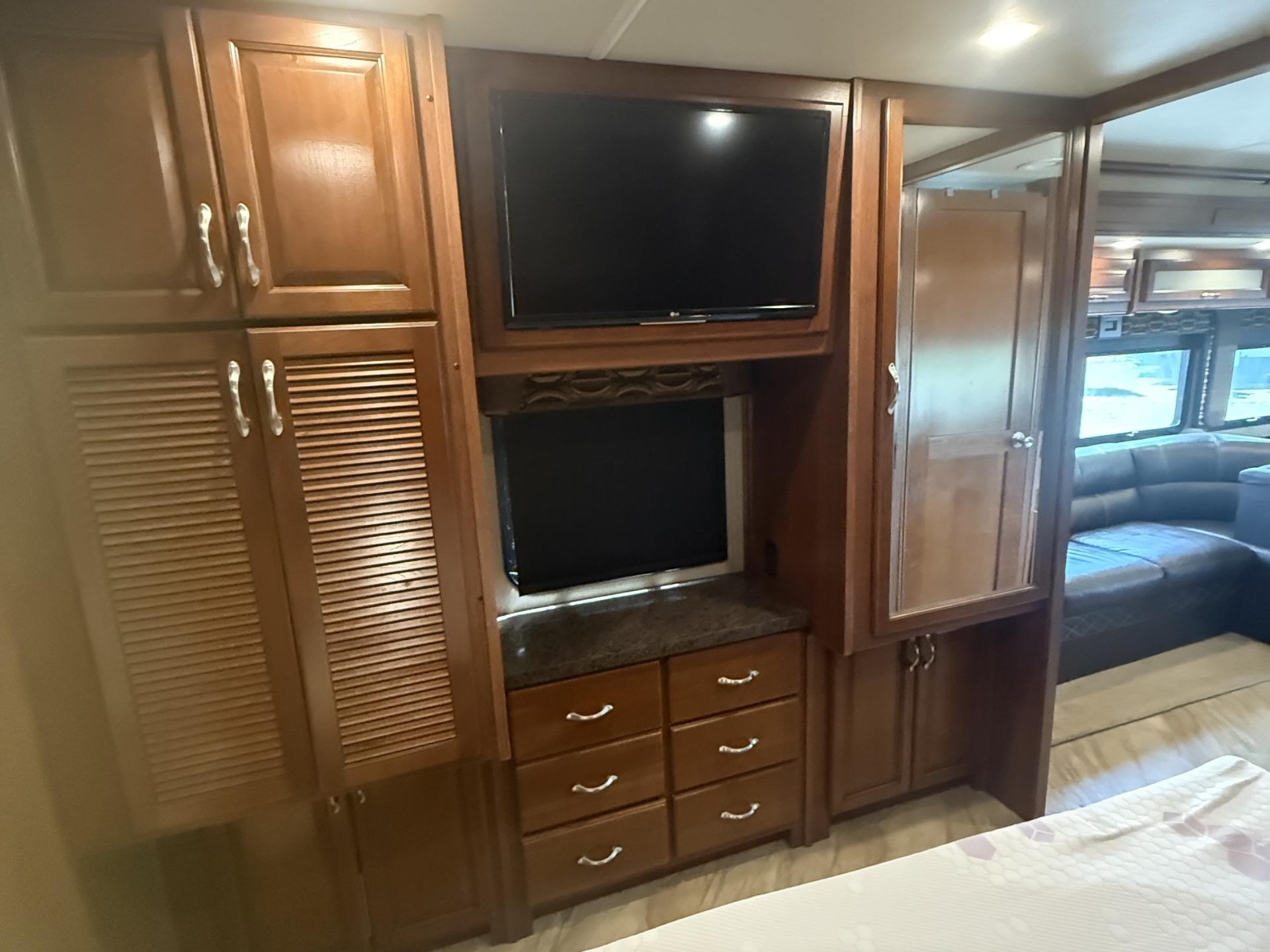 2016 FLEETWOOD BOUNDER 35K