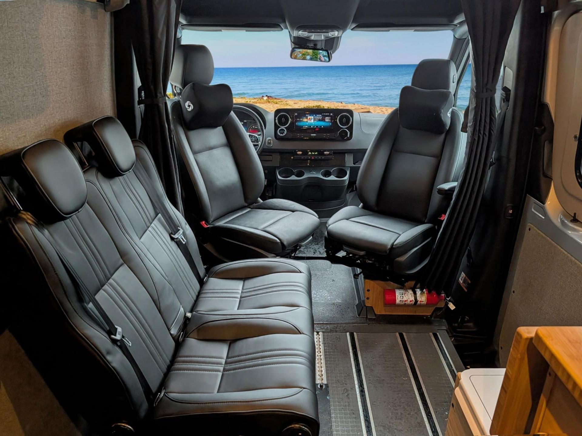 2023 WINNEBAGO ADVENTURE WAGON 70SE