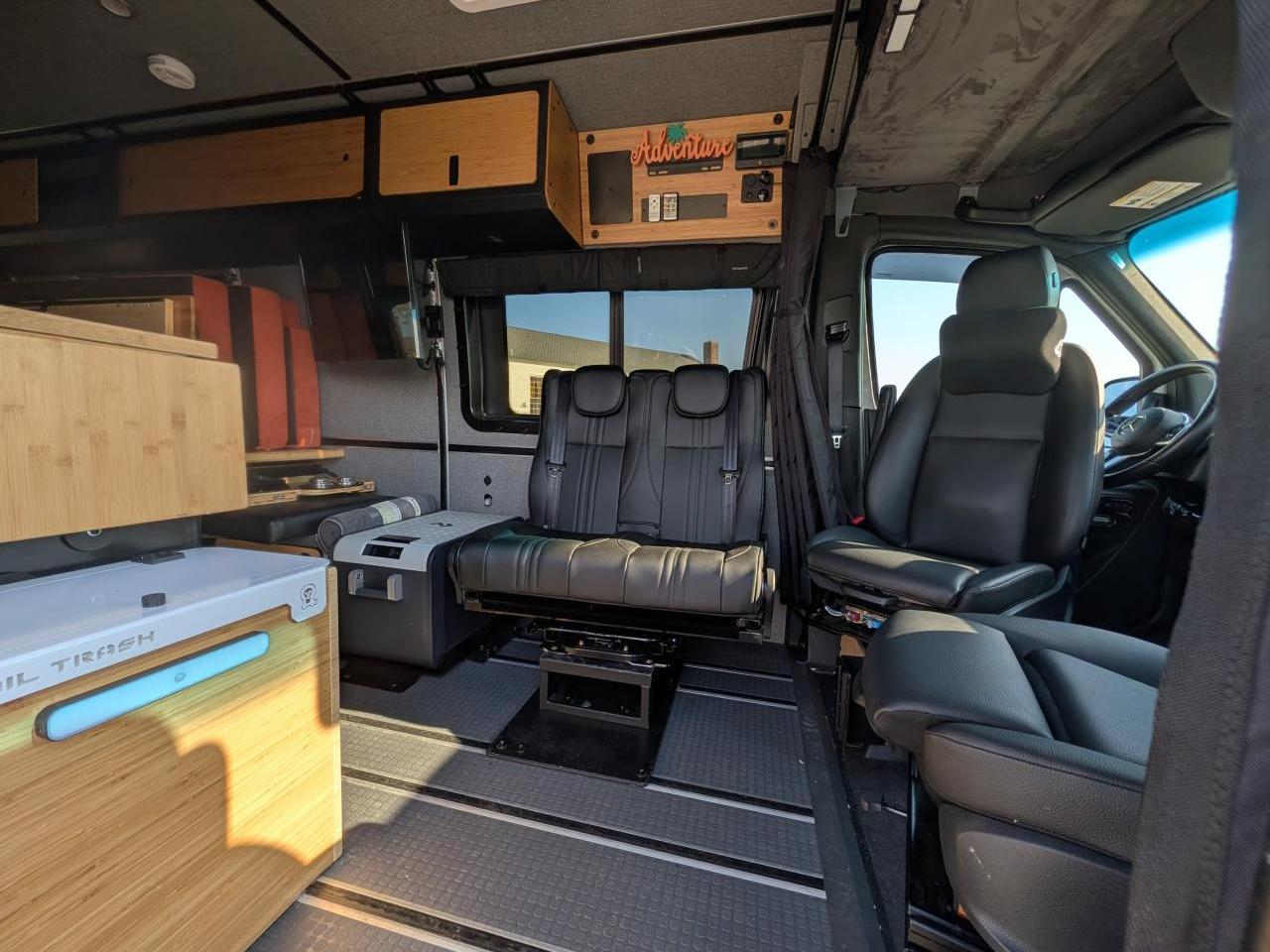 2023 WINNEBAGO ADVENTURE WAGON 70SE