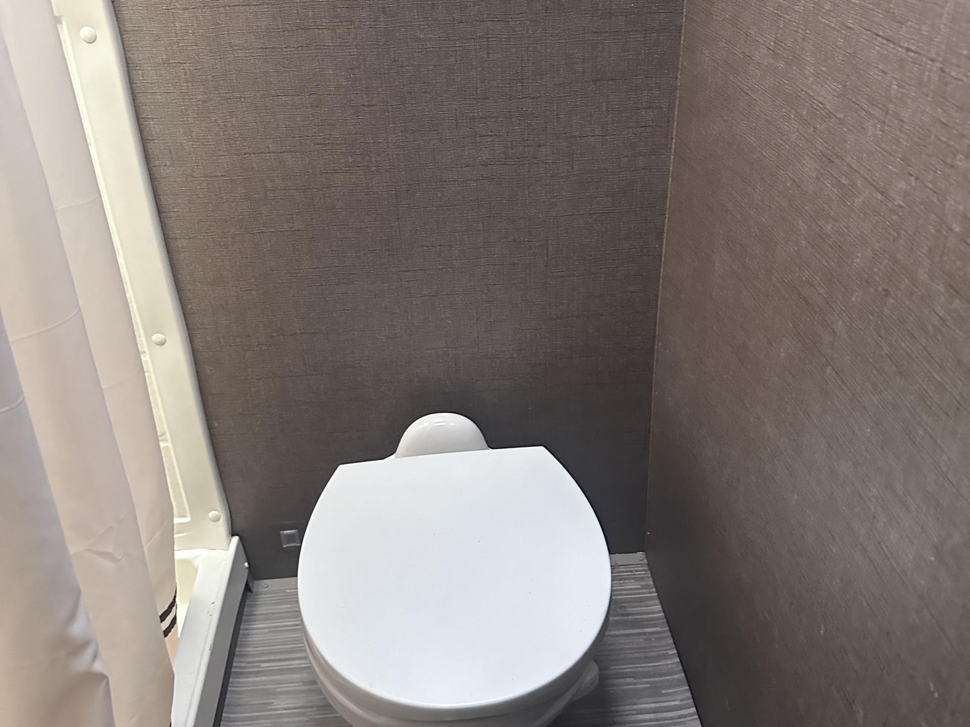 2018 THOR MOTOR COACH AXIS 25.4