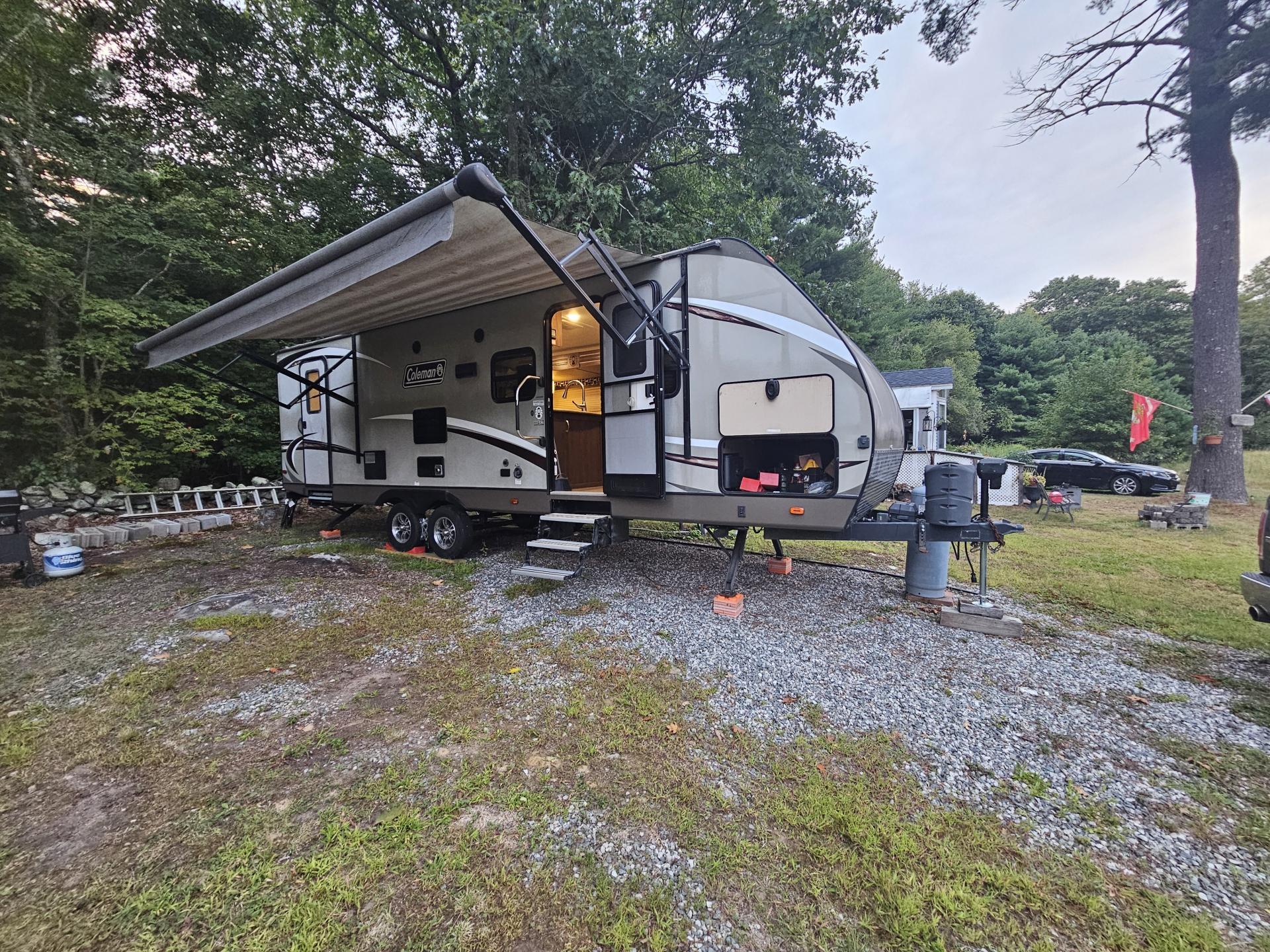 2018 COLEMAN AMERICANA Lantern 2885bh