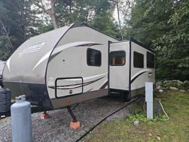 2018 COLEMAN AMERICANA Lantern 2885bh