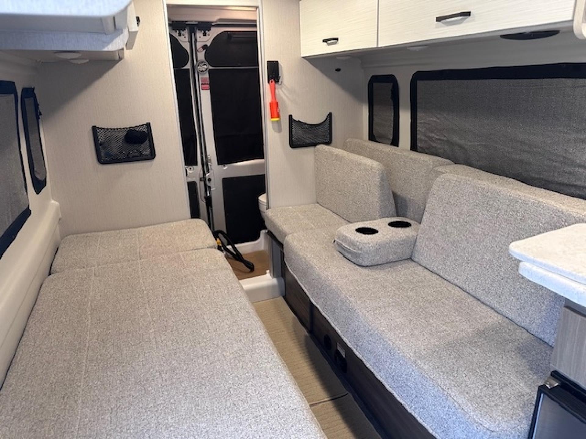 2024 THOR MOTOR COACH DAZZLE 2LB