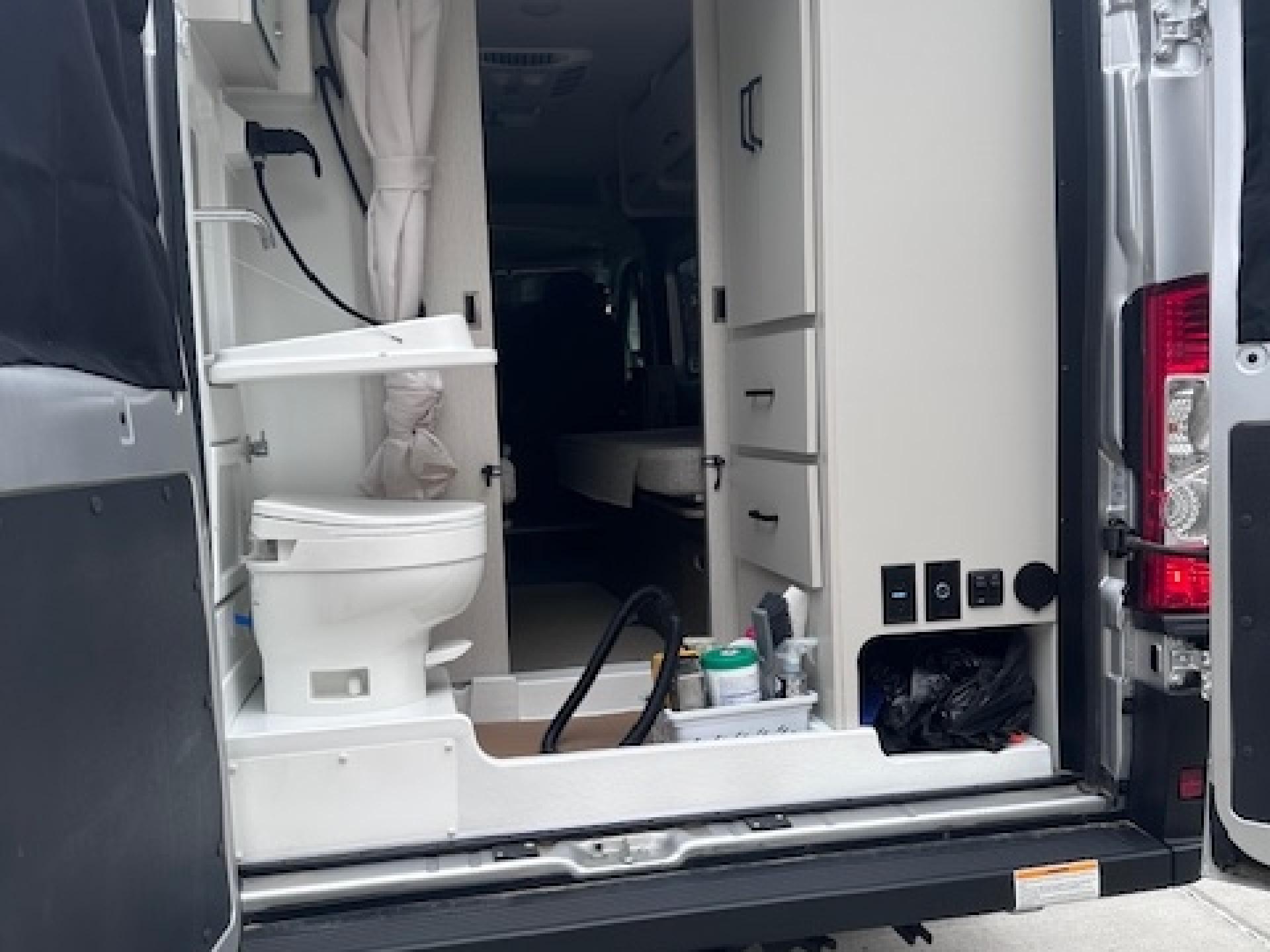 2024 THOR MOTOR COACH DAZZLE 2LB