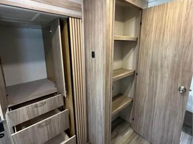 2022 WINNEBAGO MINNIE 2529RG