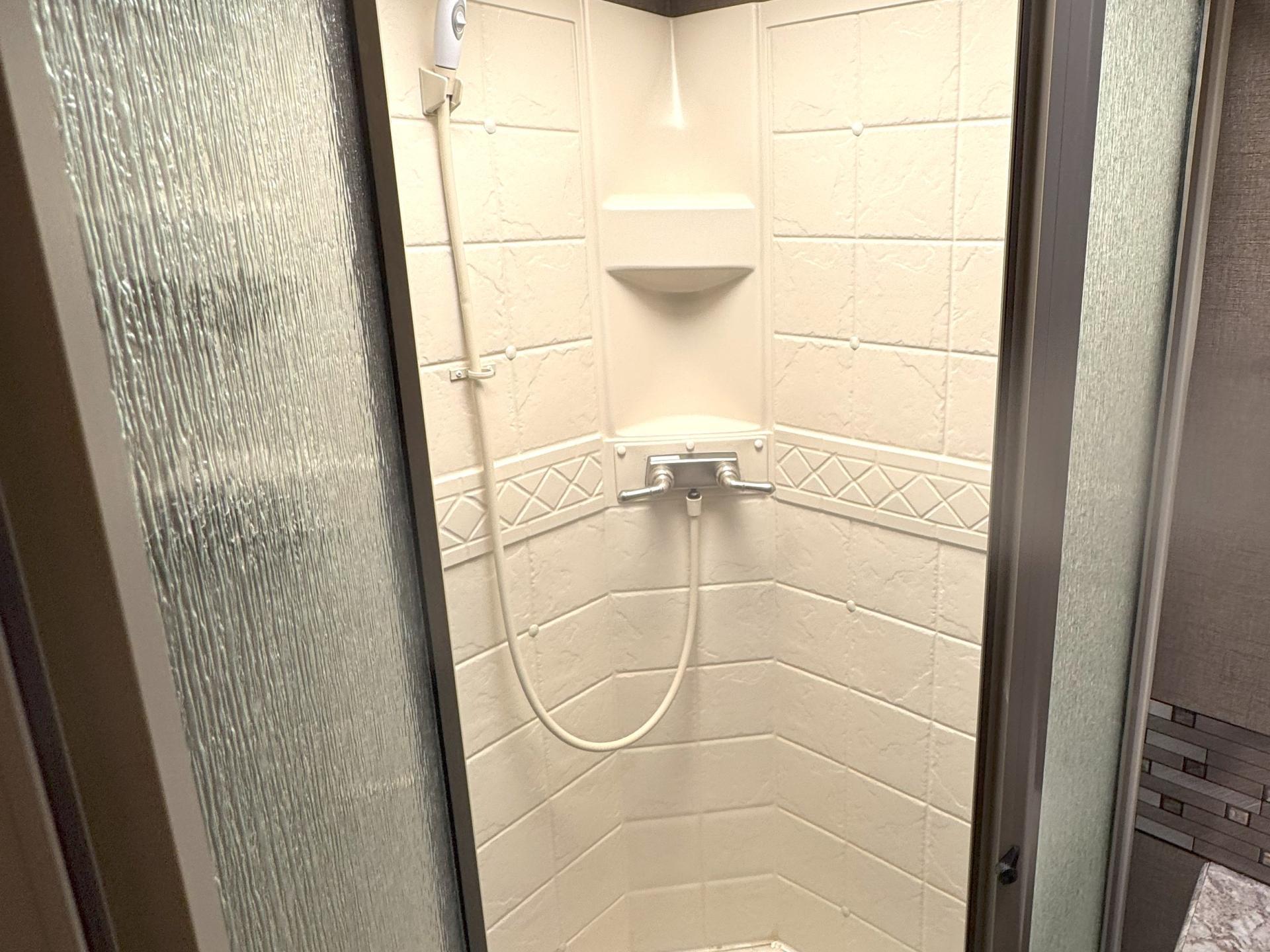 2017 THOR MOTOR COACH CHATEAU 31W