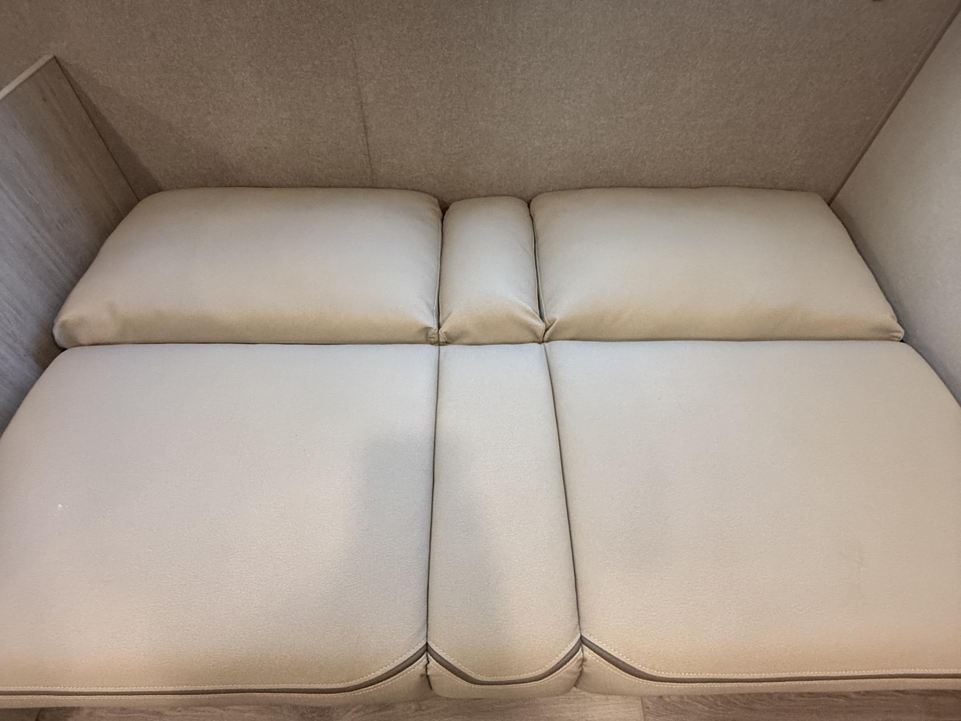 2025 COACHMEN CATALINA SUMMIT 261BHS