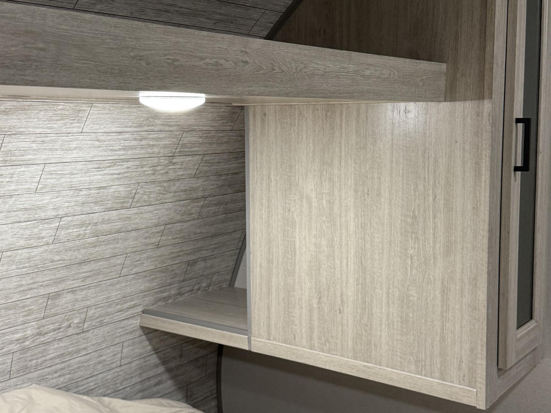 2025 COACHMEN CATALINA SUMMIT 261BHS