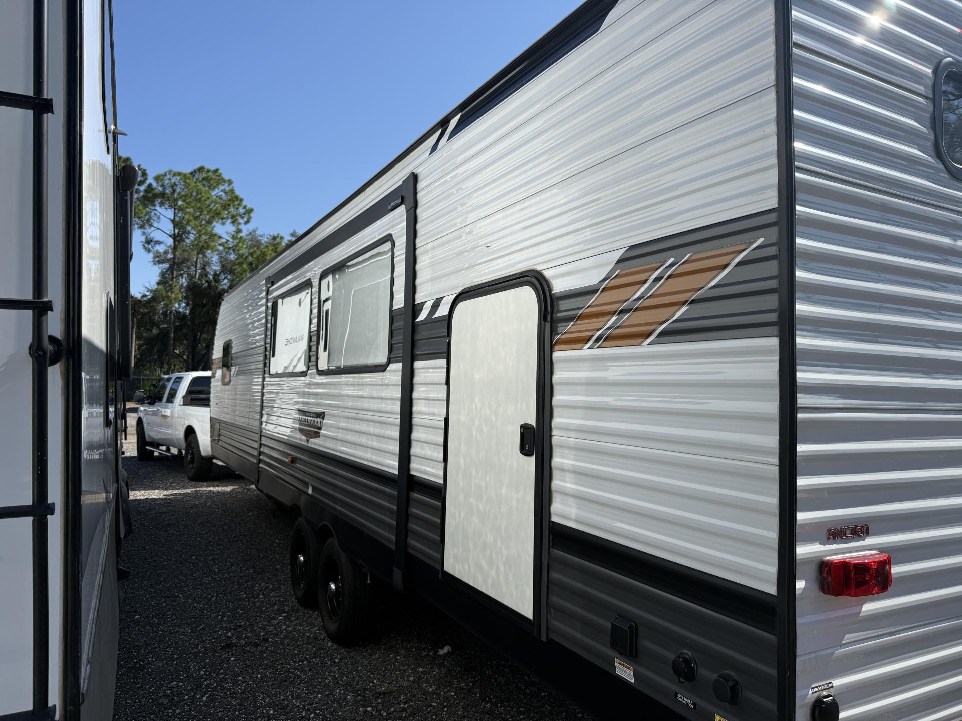 2022 FOREST RIVER WILDWOOD 29VBUD