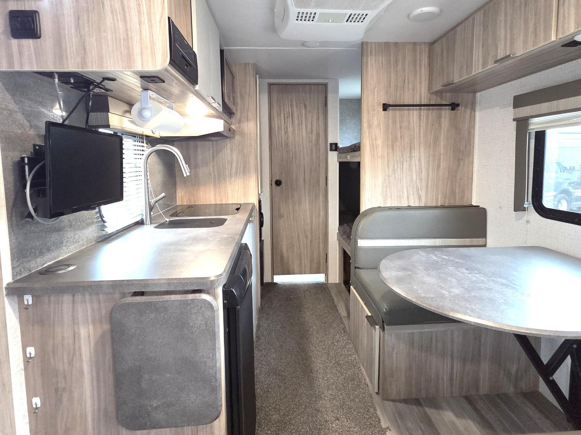 2021 WINNEBAGO MICRO MINNIE 1700BH