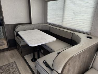 2022 COACHMEN LEPRECHAUN PREMIER 319MB