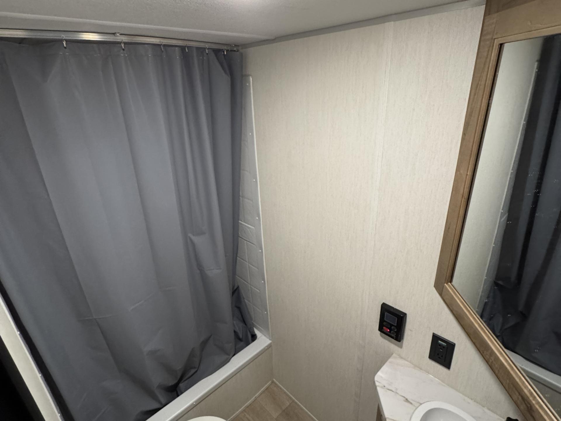 2025 FOREST RIVER CHEROKEE BLACK LABEL 17JWBL