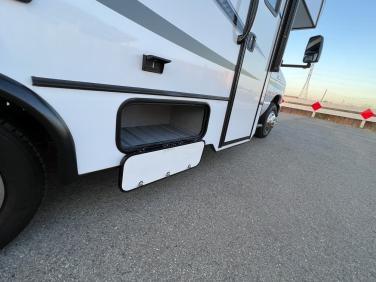 2022 FOREST RIVER SUNSEEKER LE 2350F