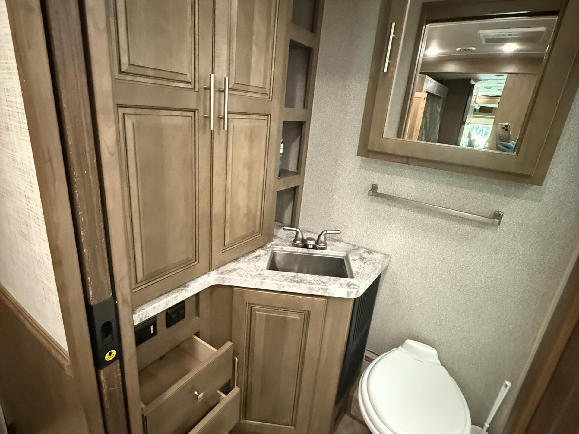 2022 FOREST RIVER GEORGETOWN 5 SERIES 36B