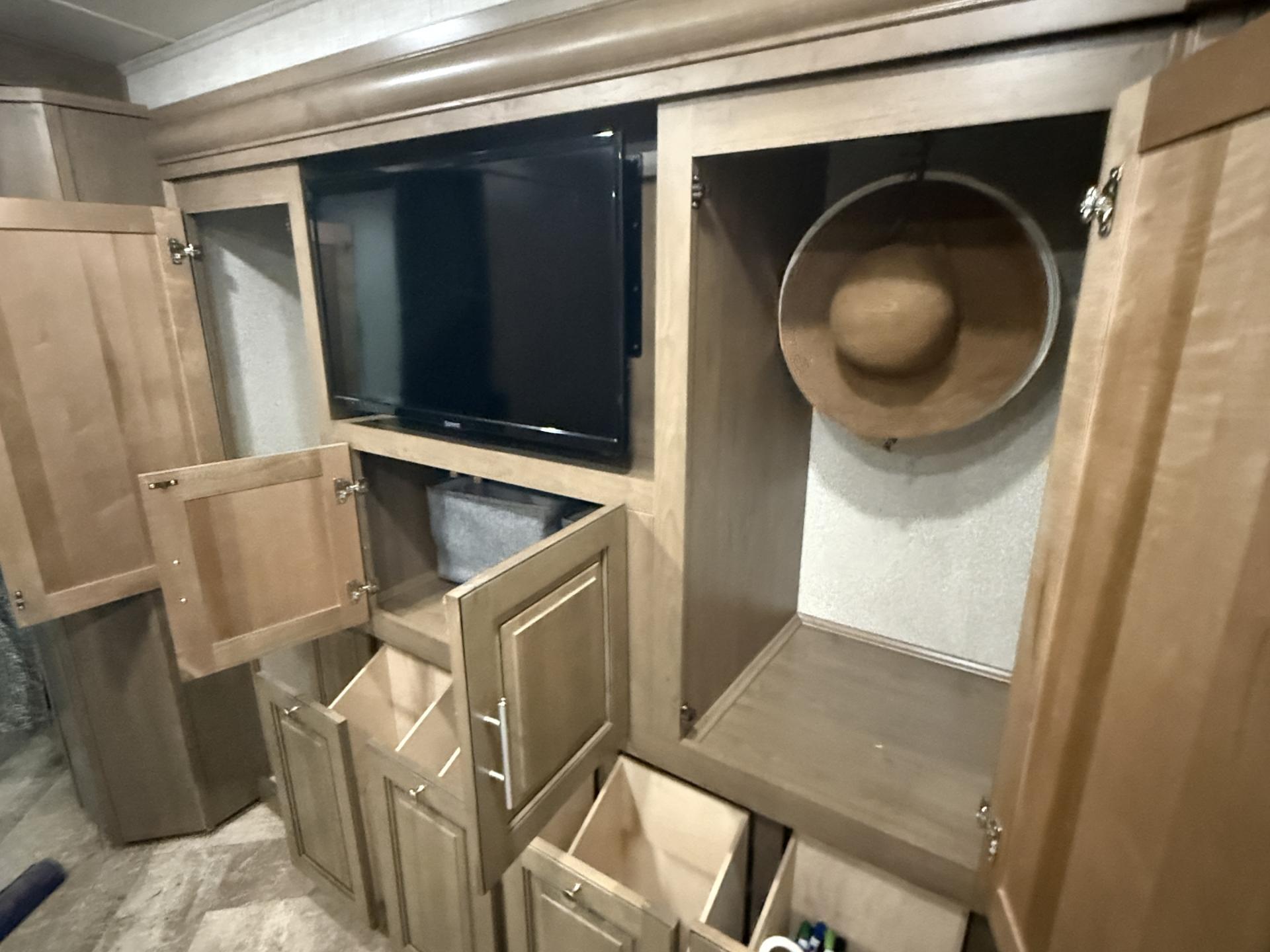 2022 FOREST RIVER GEORGETOWN 5 SERIES 36B