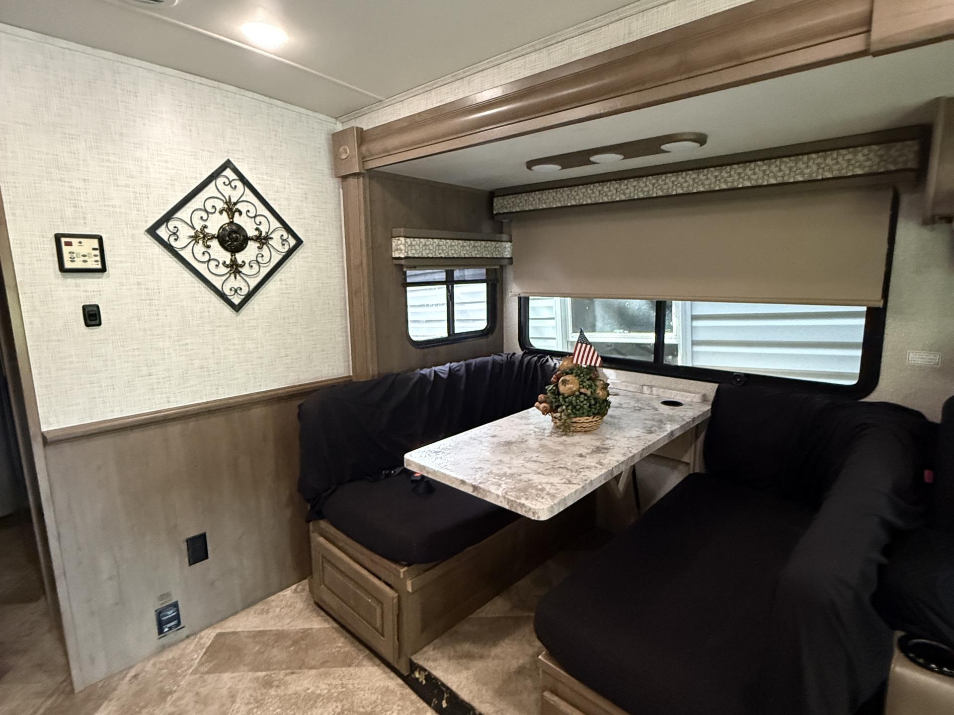 2022 FOREST RIVER GEORGETOWN 5 SERIES 36B