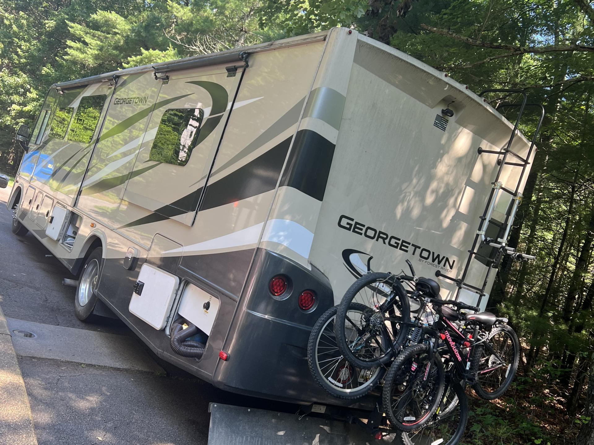 2022 FOREST RIVER GEORGETOWN 5 SERIES 36B