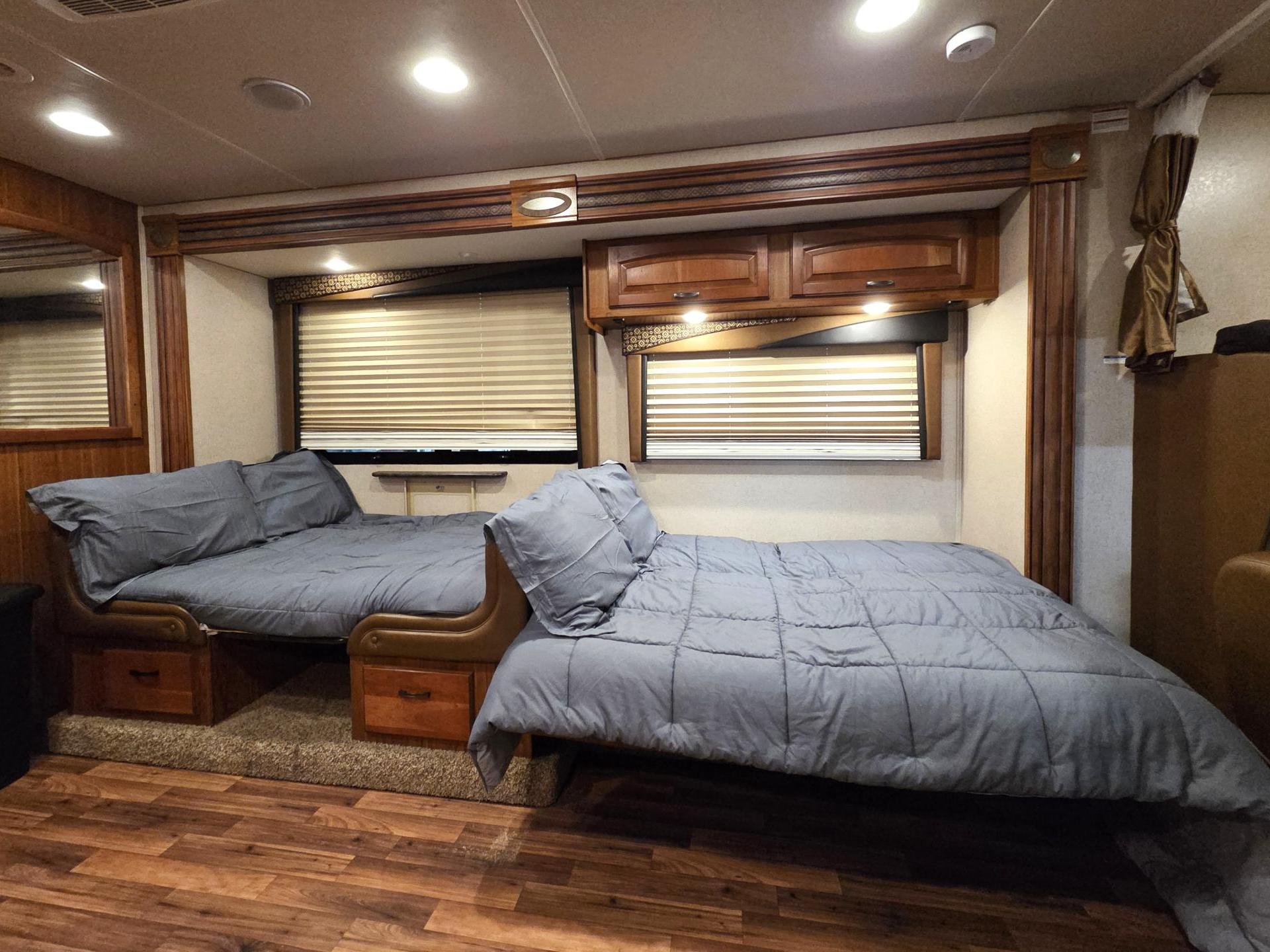 2015 JAYCO GREYHAWK 29MV