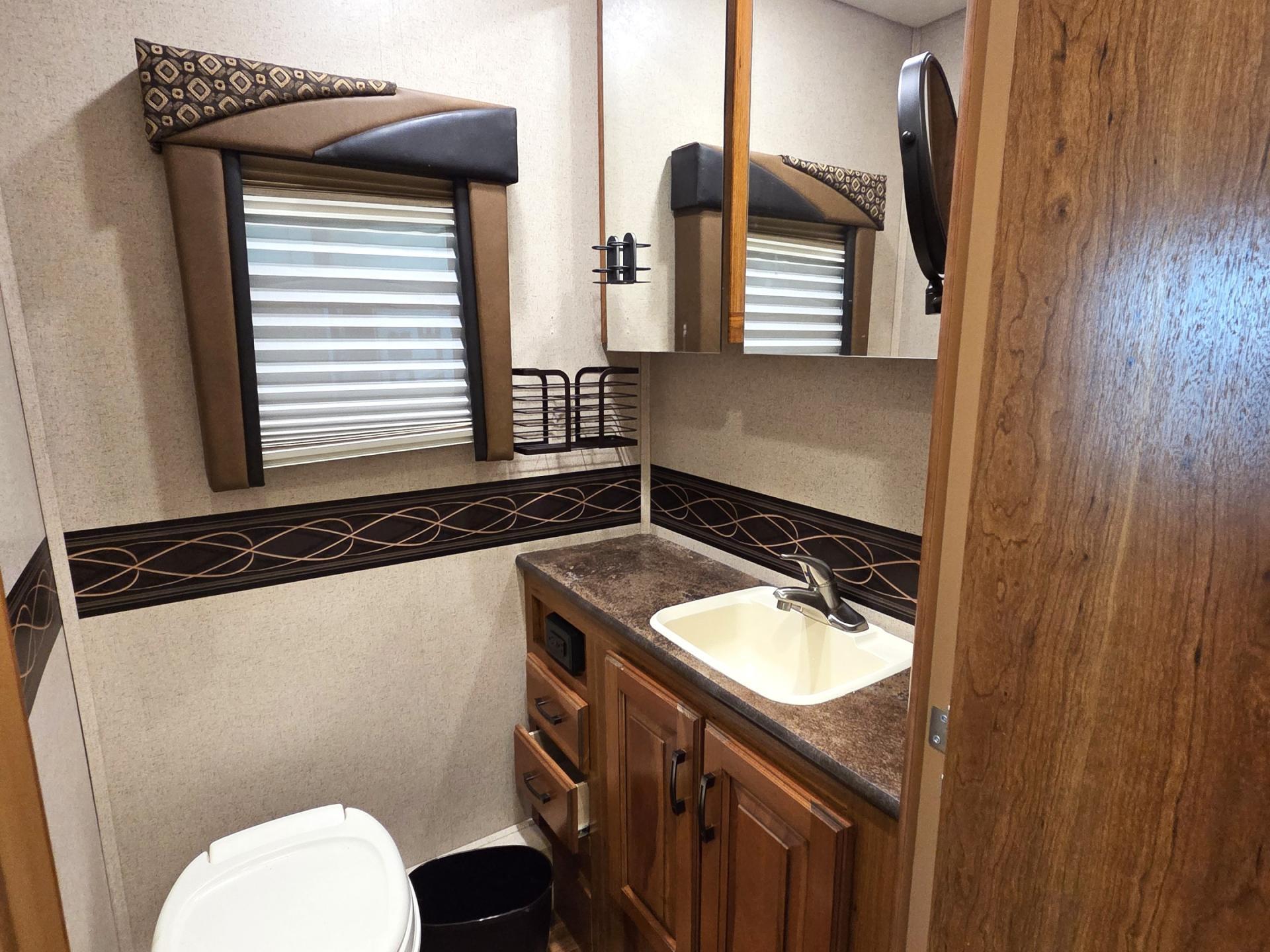2015 JAYCO GREYHAWK 29MV