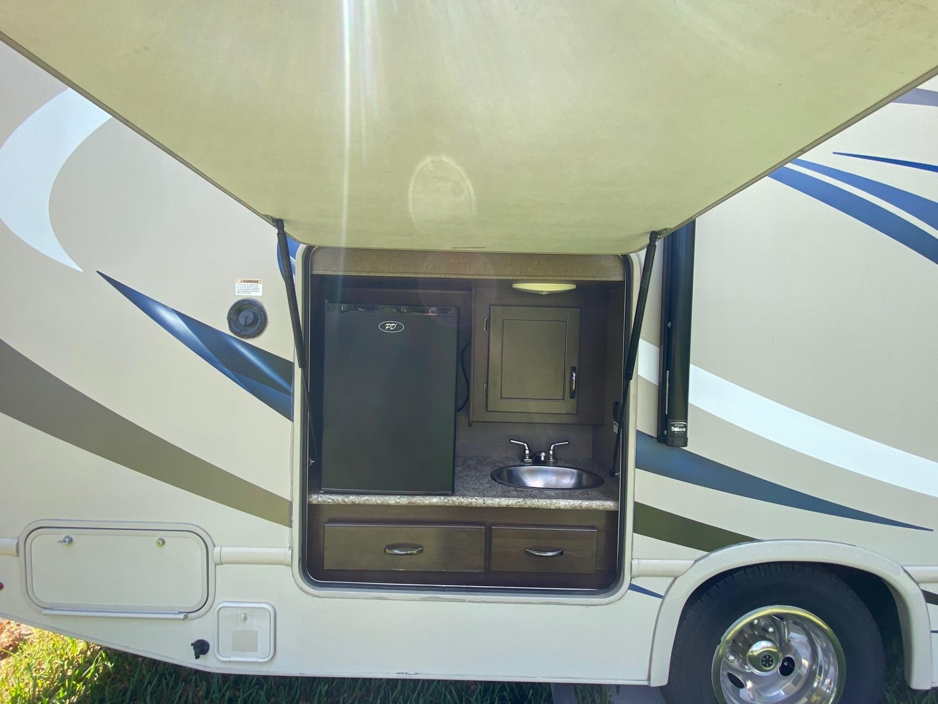 2018 FORD TRANSIT HD 350 DRW Freedom Elite
