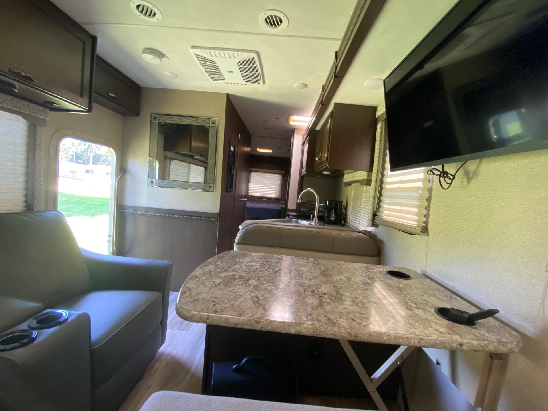 2018 FORD TRANSIT HD 350 DRW Freedom Elite