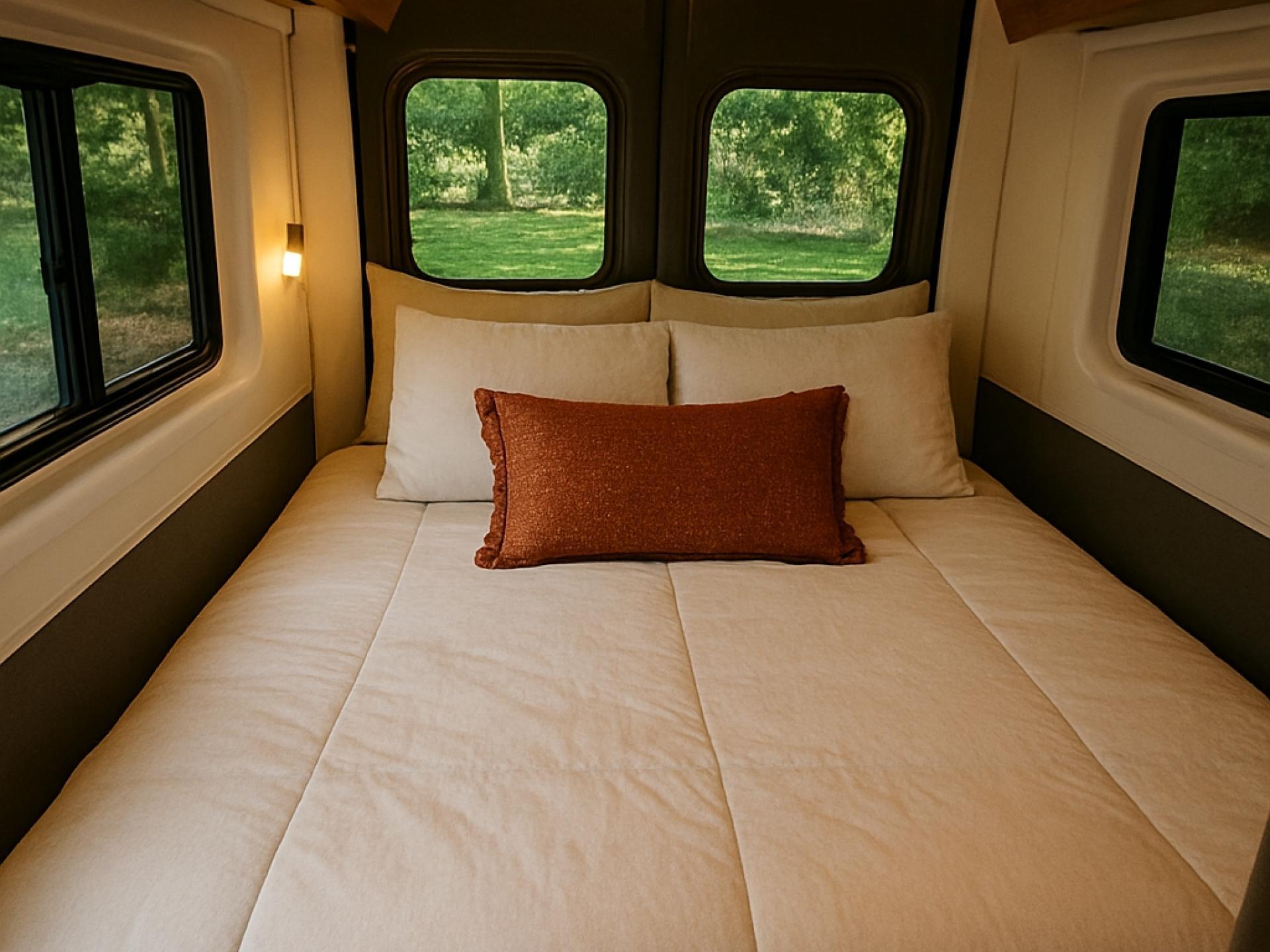 2024 WINNEBAGO ROAM U59RZP