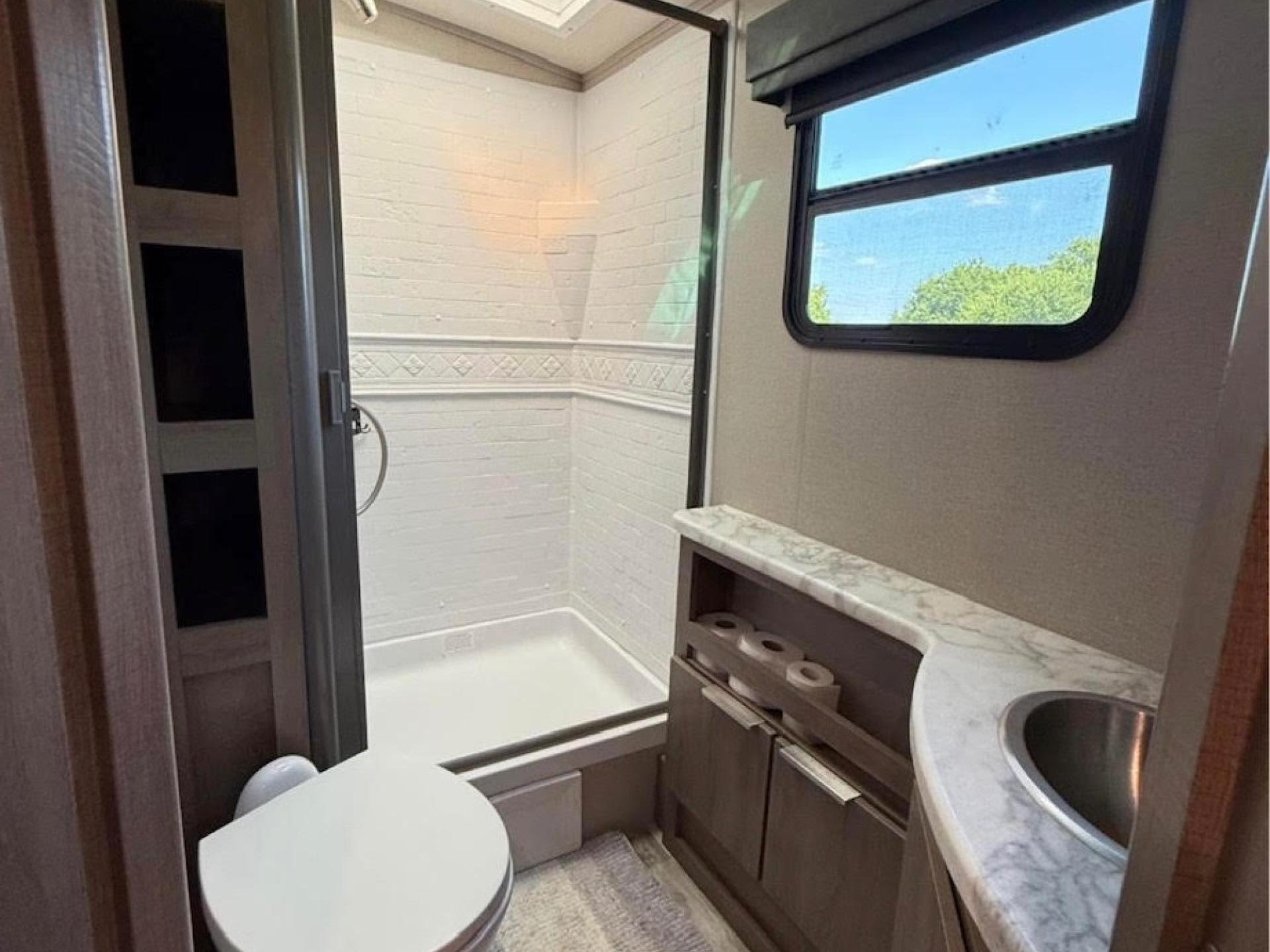 2022 GRAND DESIGN IMAGINE 24 2400BH