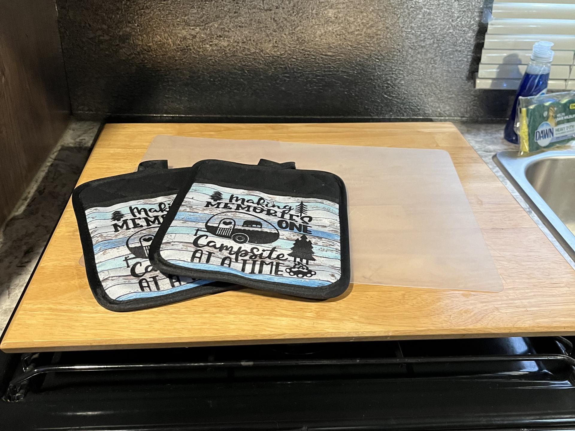 2018 HEARTLAND PIONEER BH250