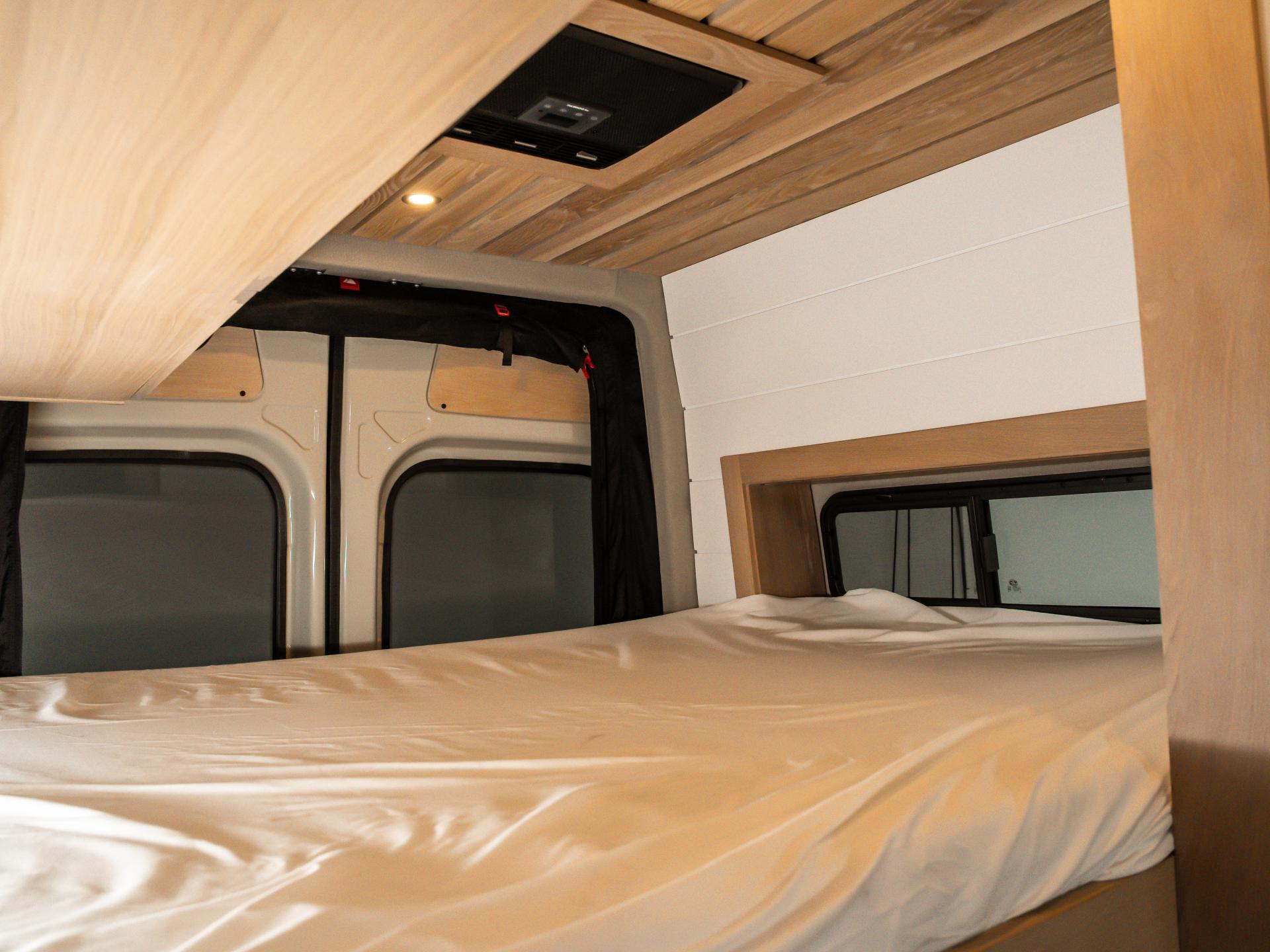 2024 MERCEDES-BENZ SPRINTER 2500 AWD