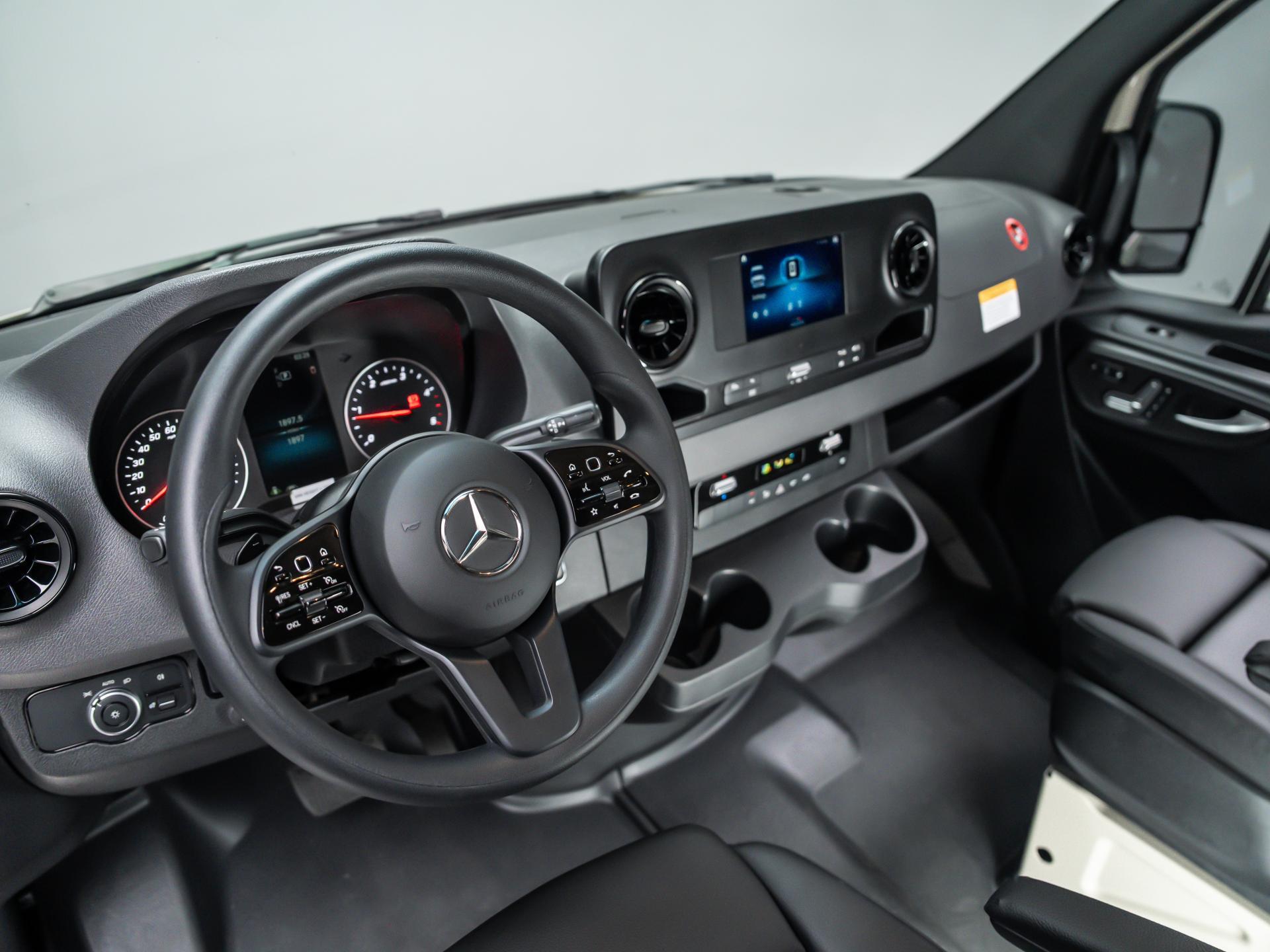 2024 MERCEDES-BENZ SPRINTER 2500 AWD